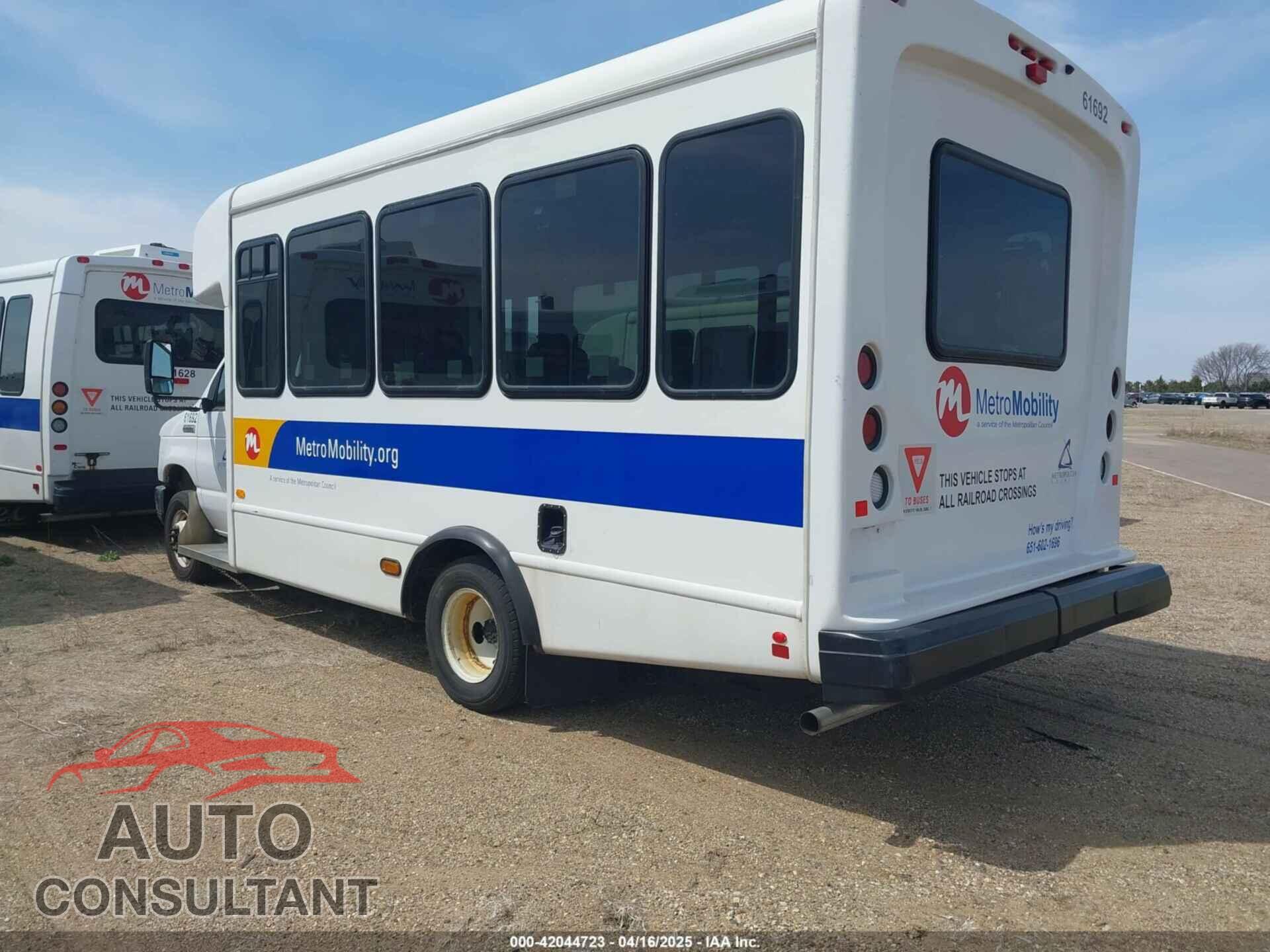 FORD E-450 CUTAWAY 2019 - 1FDFE4FS8KDC32042