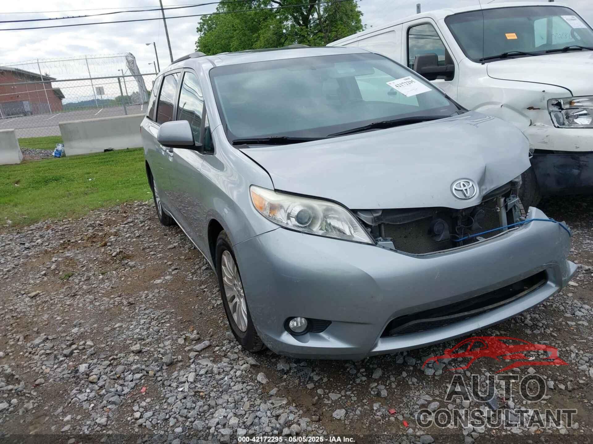 TOYOTA SIENNA 2016 - 5TDYK3DC6GS724009