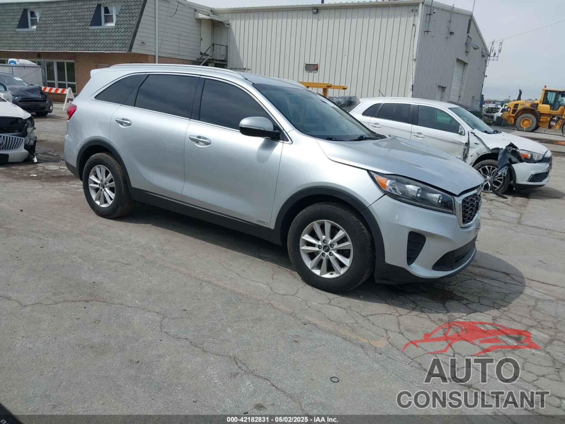 KIA SORENTO 2019 - 5XYPGDA31KG434841