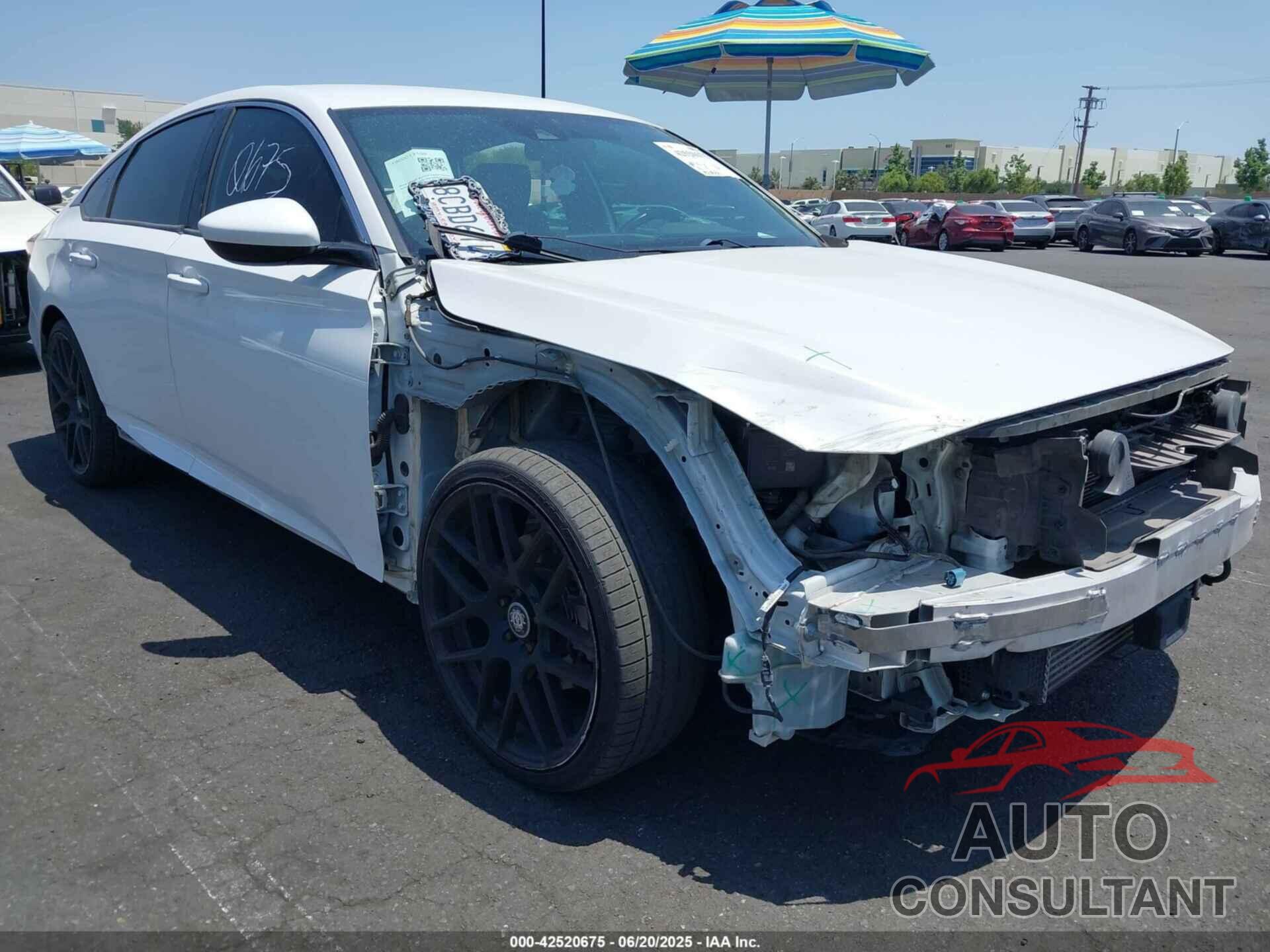 HONDA ACCORD 2018 - 1HGCV1F39JA097394
