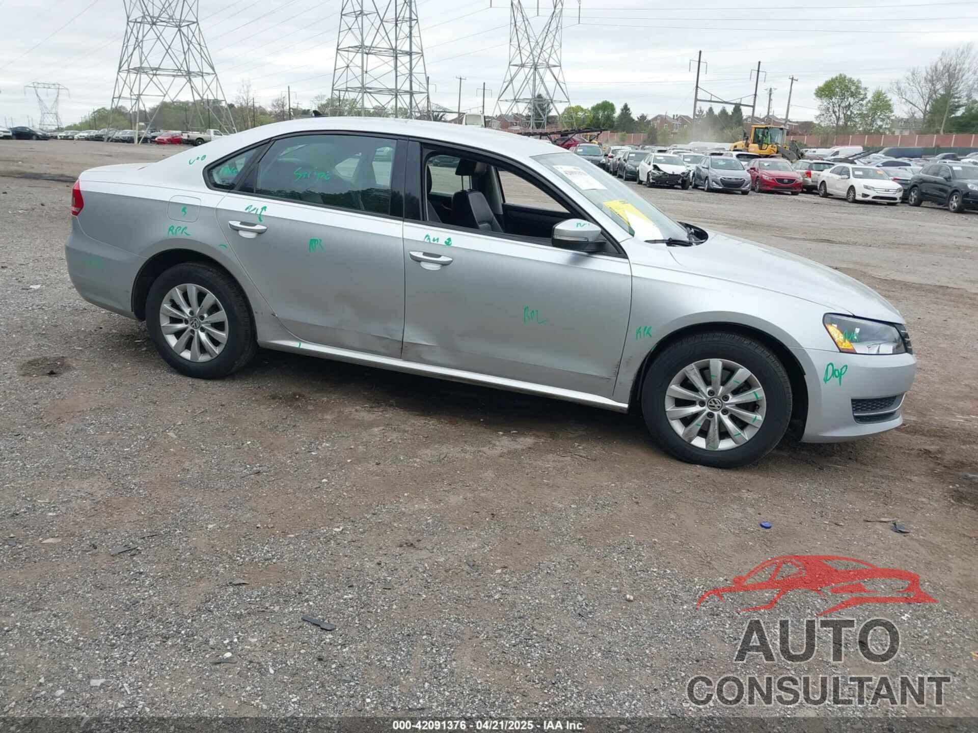 VOLKSWAGEN PASSAT 2015 - 1VWAT7A32FC003645