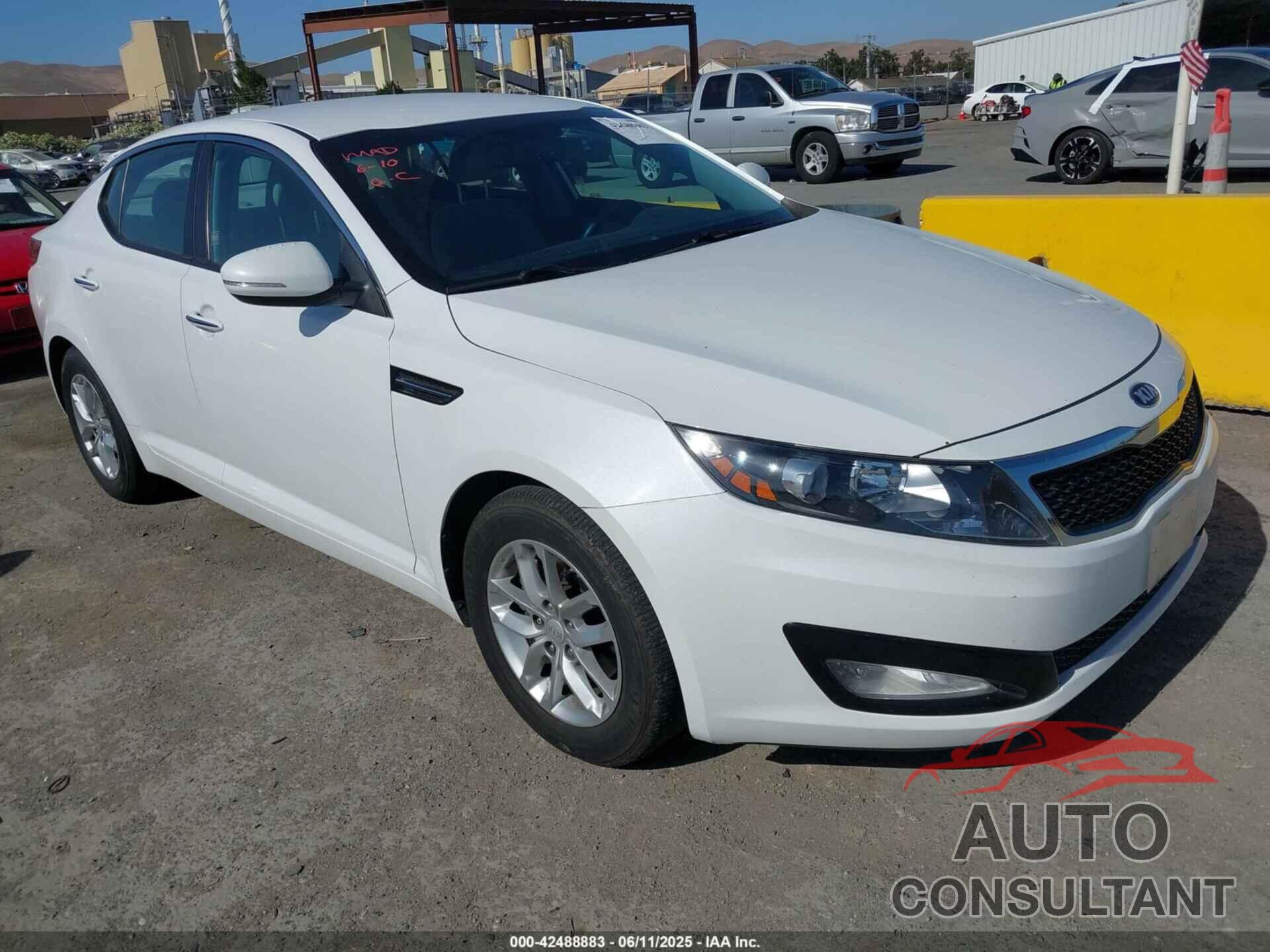 KIA OPTIMA 2013 - 5XXGM4A75DG198651