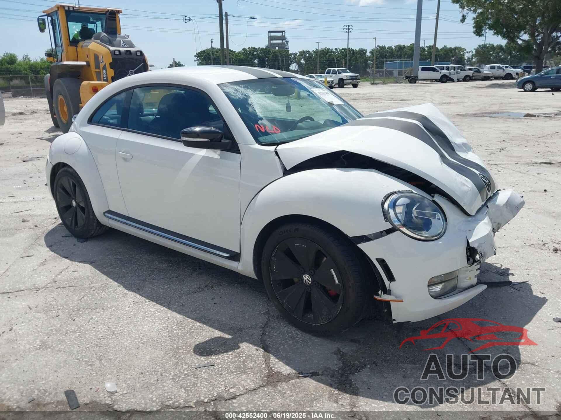 VOLKSWAGEN BEETLE 2012 - 3VWVA7AT8CM666168