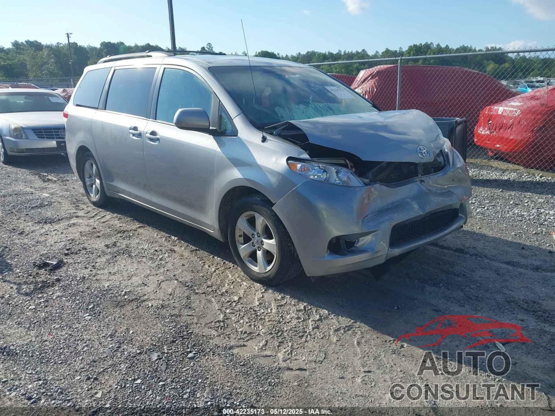 TOYOTA SIENNA 2014 - 5TDKK3DC6ES437191