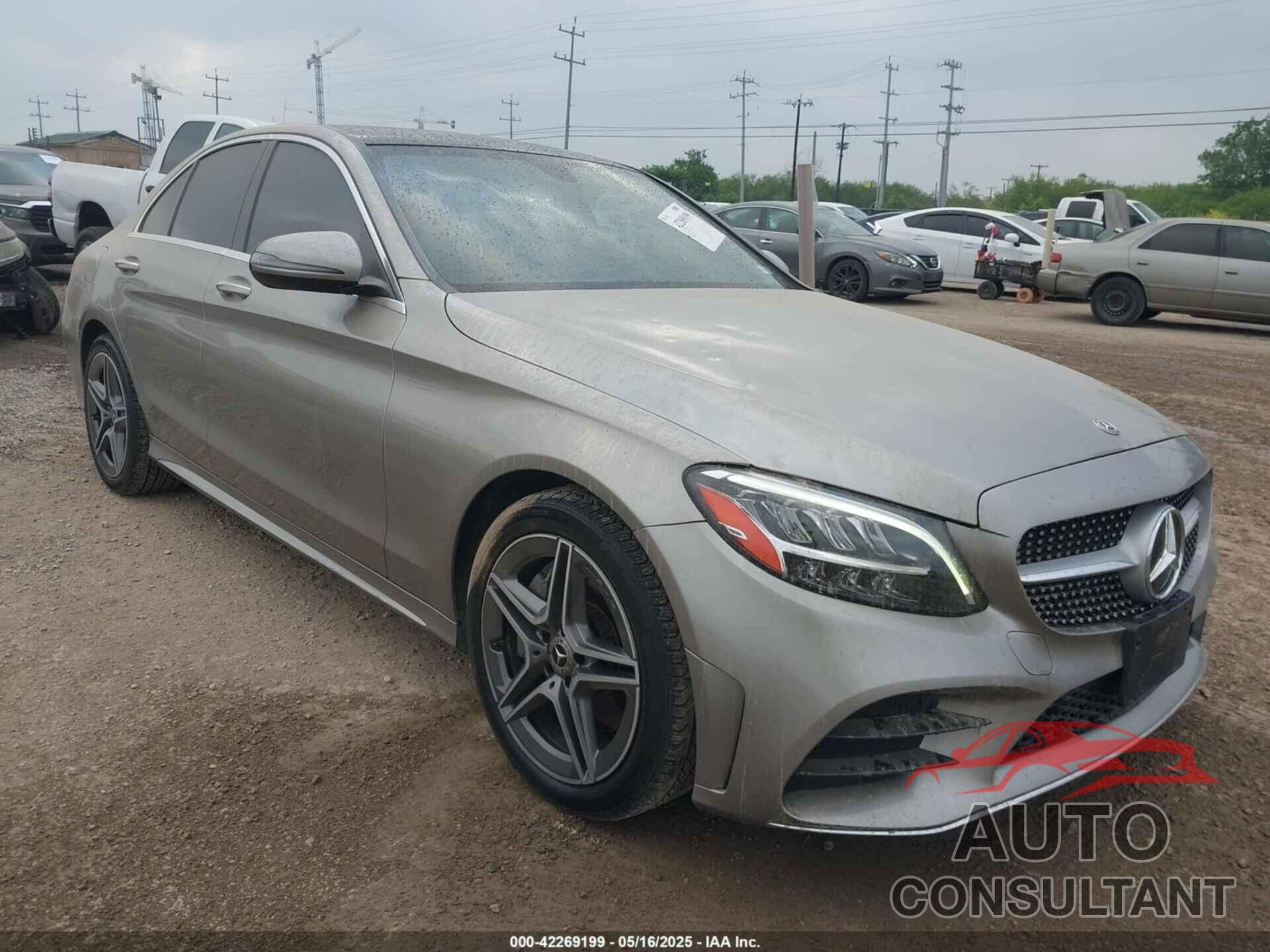 MERCEDES-BENZ C 300 2020 - 55SWF8EB3LU328034