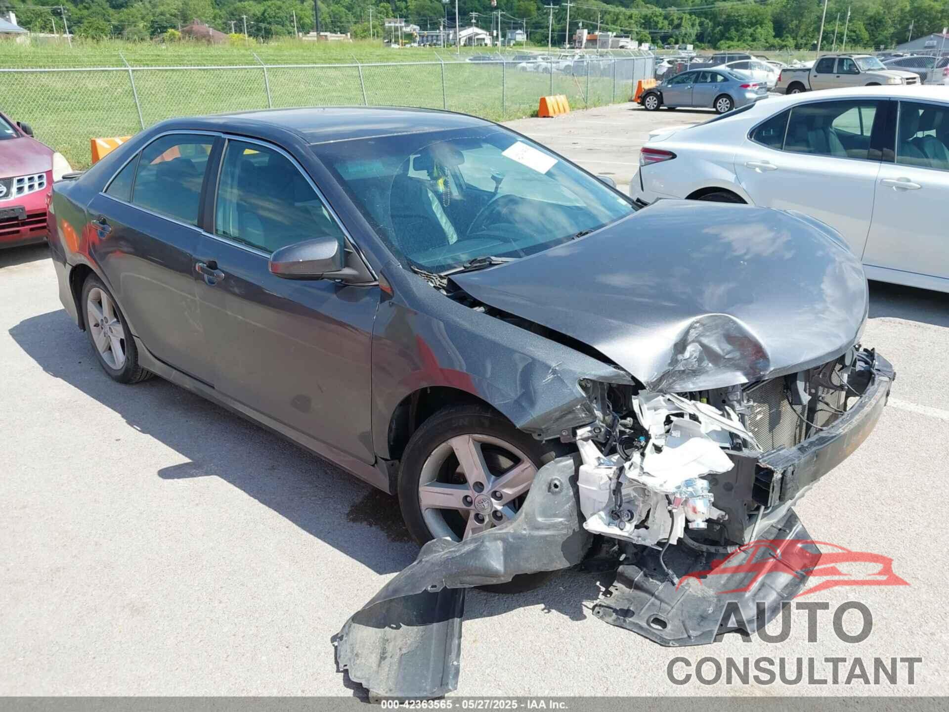 TOYOTA CAMRY 2014 - 4T1BF1FK2EU815219