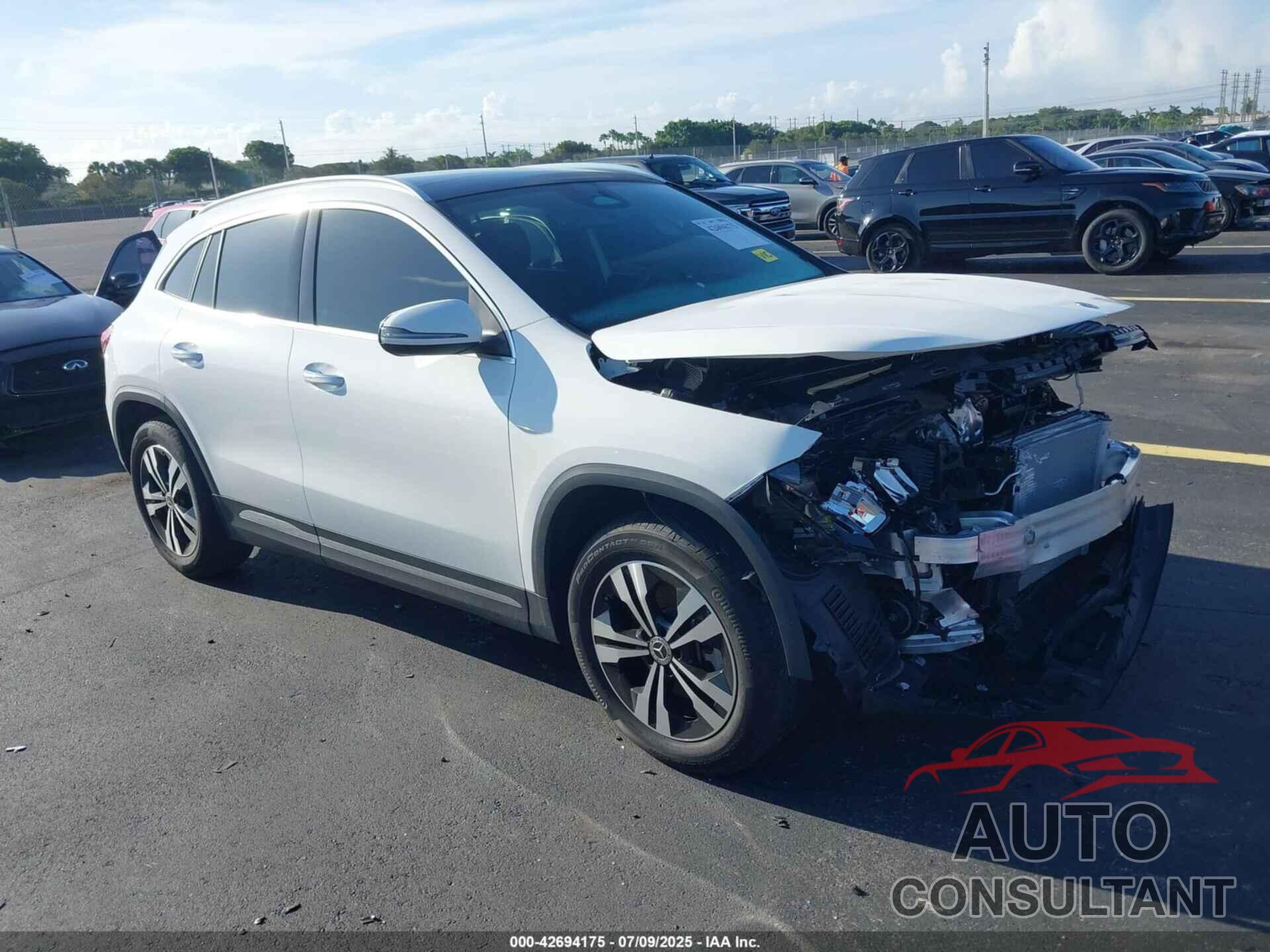 MERCEDES-BENZ GLA 2025 - W1N4N4GB9SJ673277