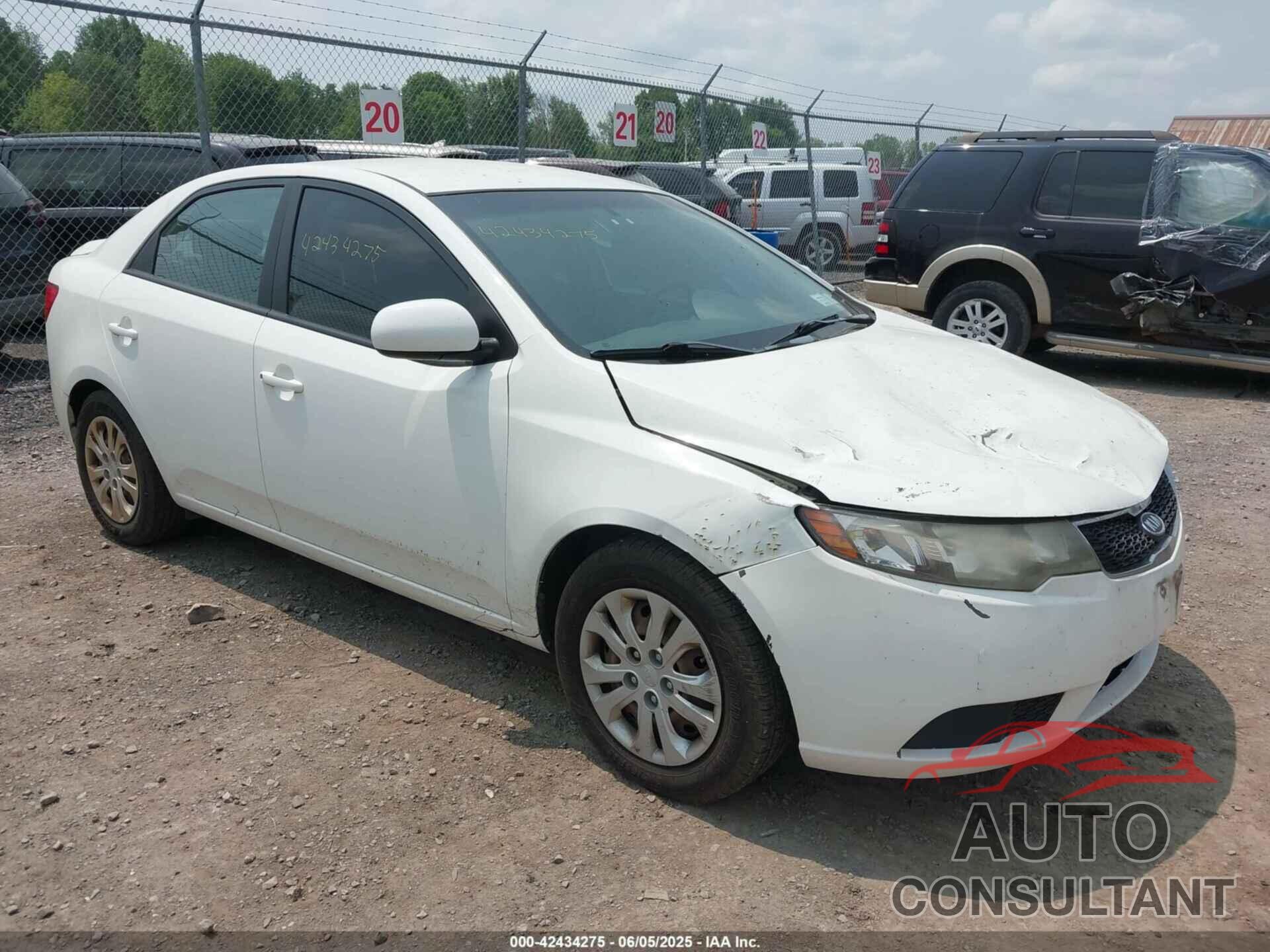 KIA FORTE 2013 - KNAFT4A24D5715930