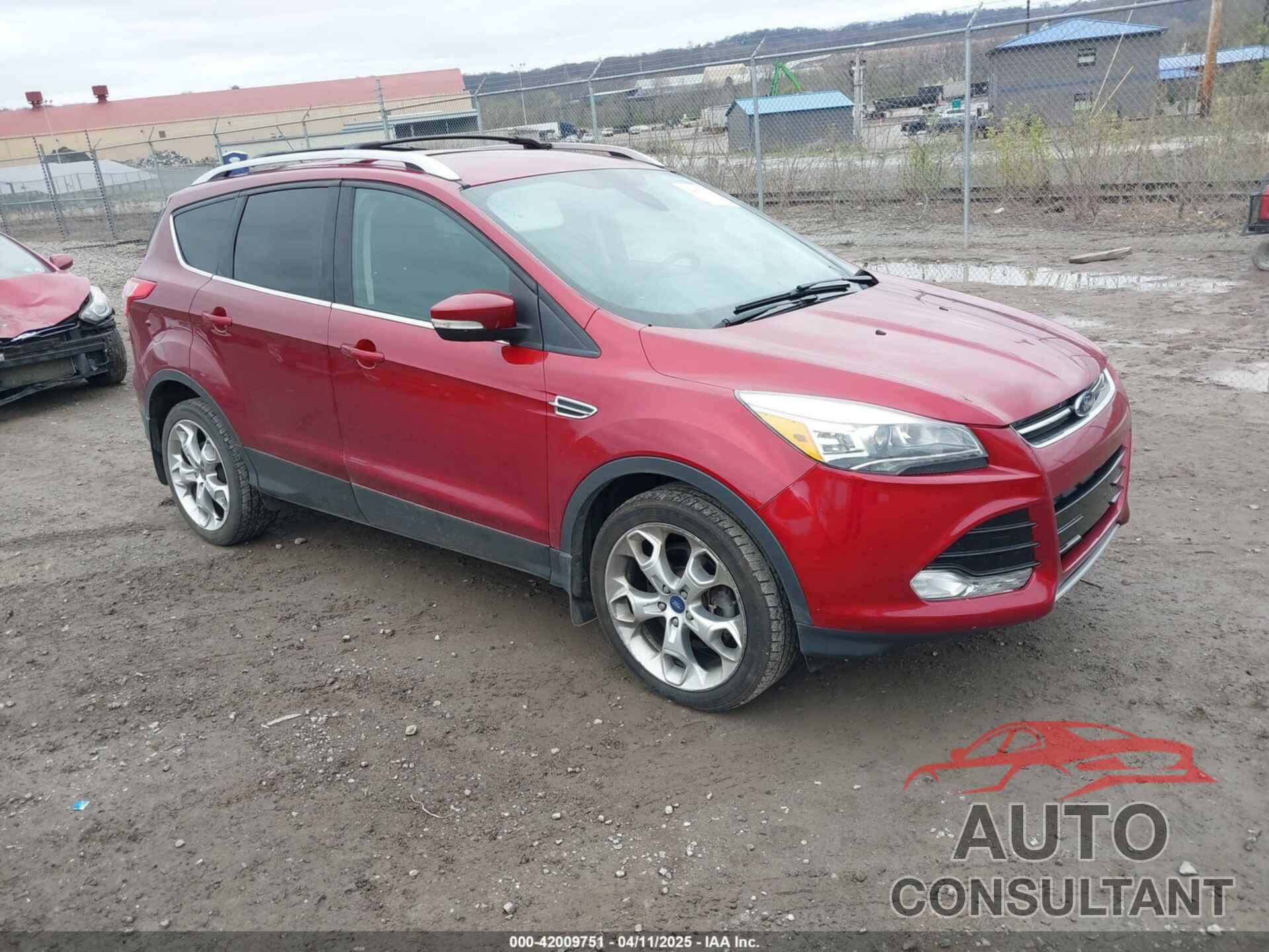 FORD ESCAPE 2013 - 1FMCU9J96DUB92733