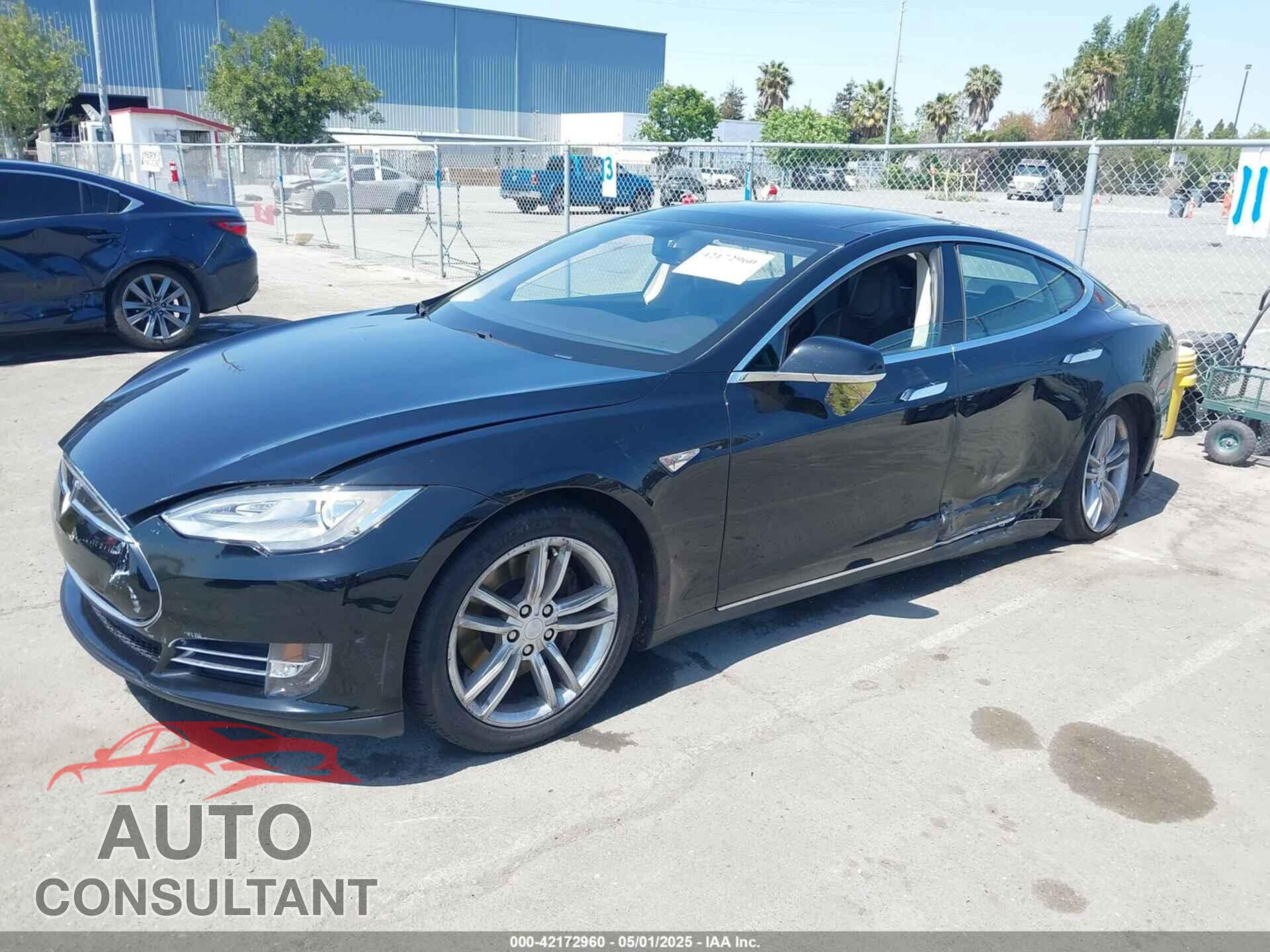 TESLA MODEL S 2013 - 5YJSA1CP6DFP08779