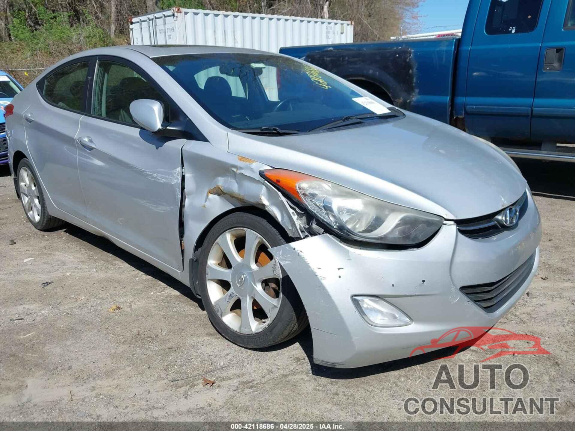 HYUNDAI ELANTRA 2013 - KMHDH4AE2DU686905