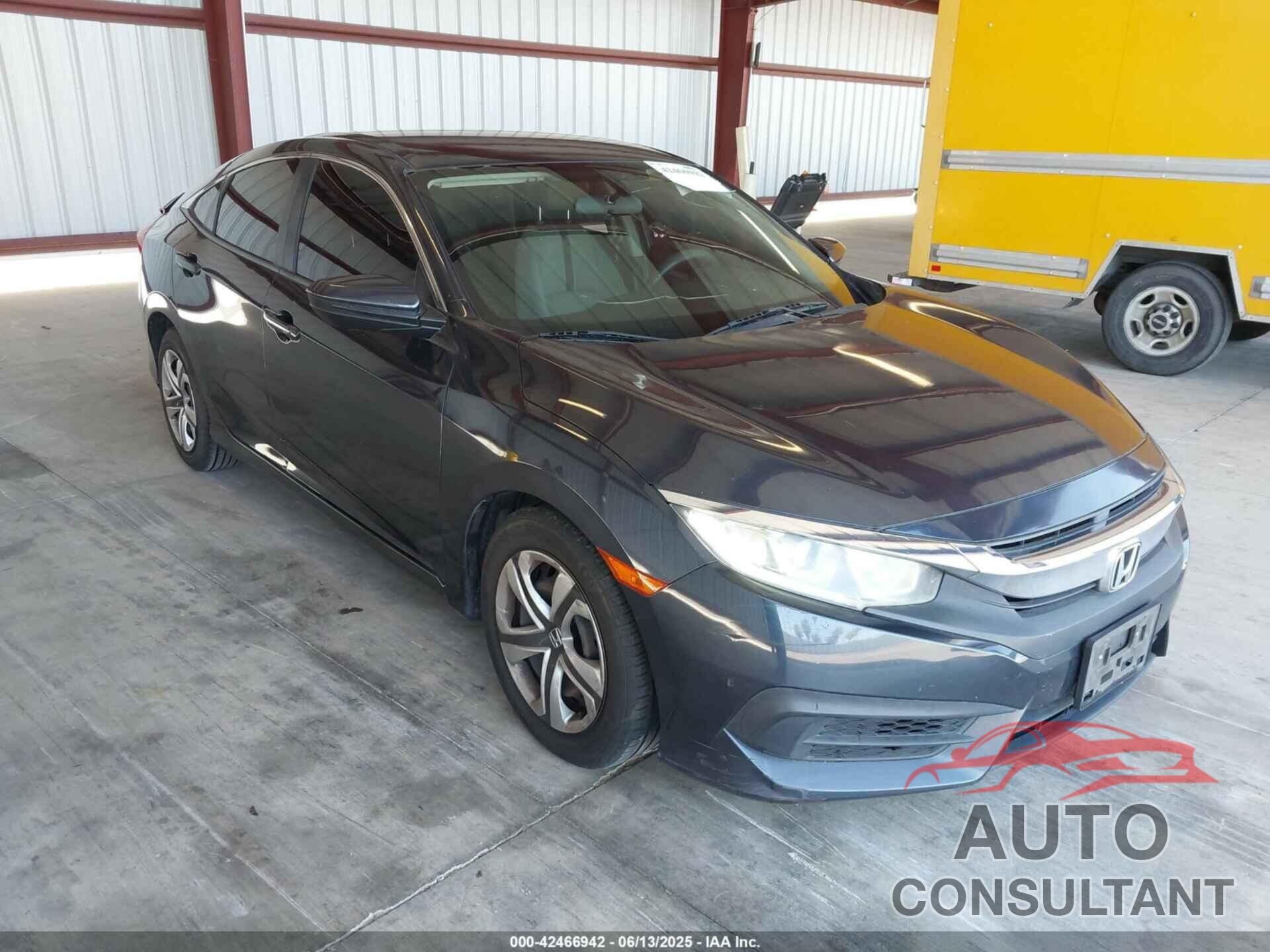 HONDA CIVIC 2017 - 2HGFC2F56HH577415
