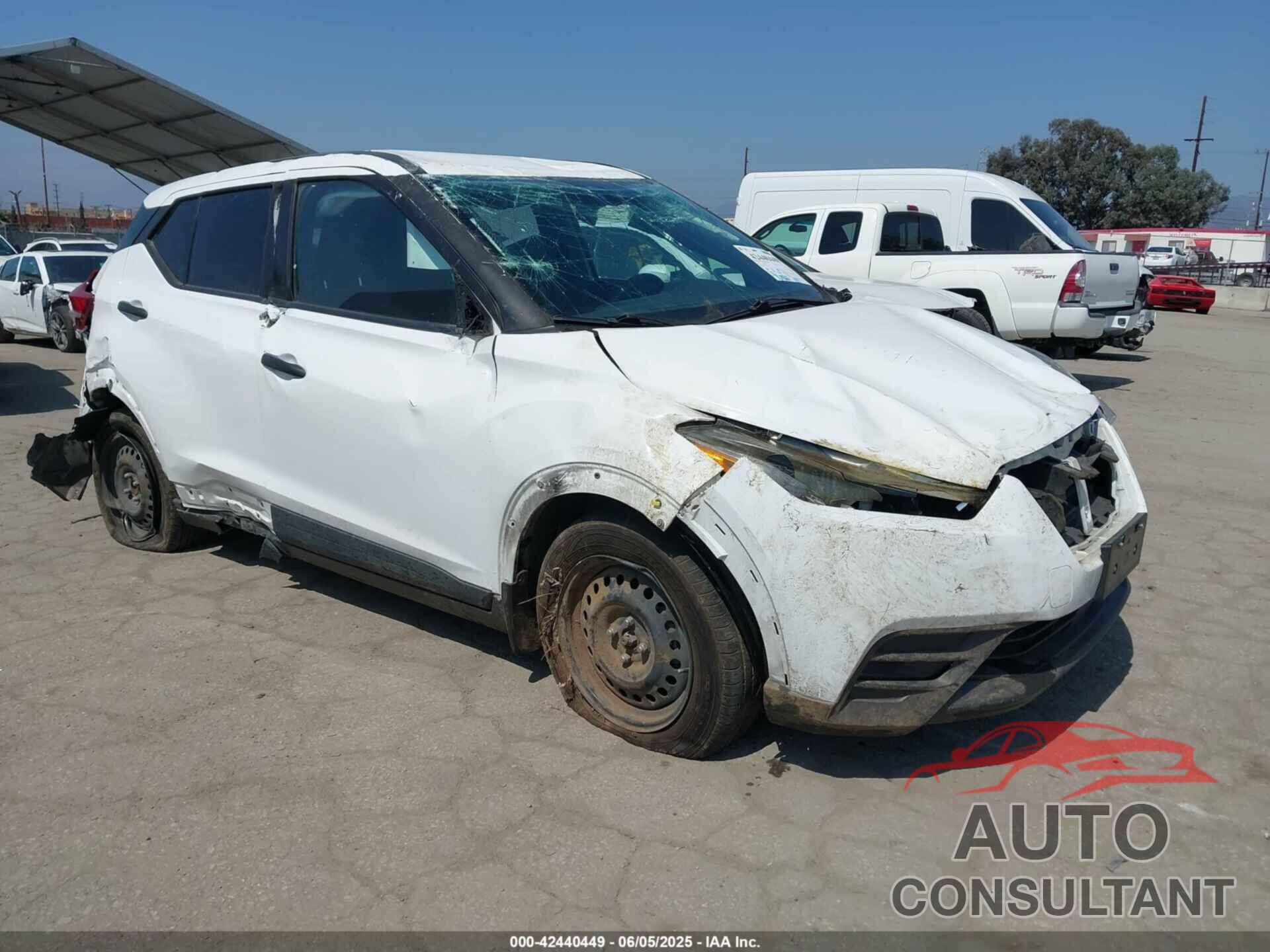 NISSAN KICKS 2020 - 3N1CP5BV8LL520665
