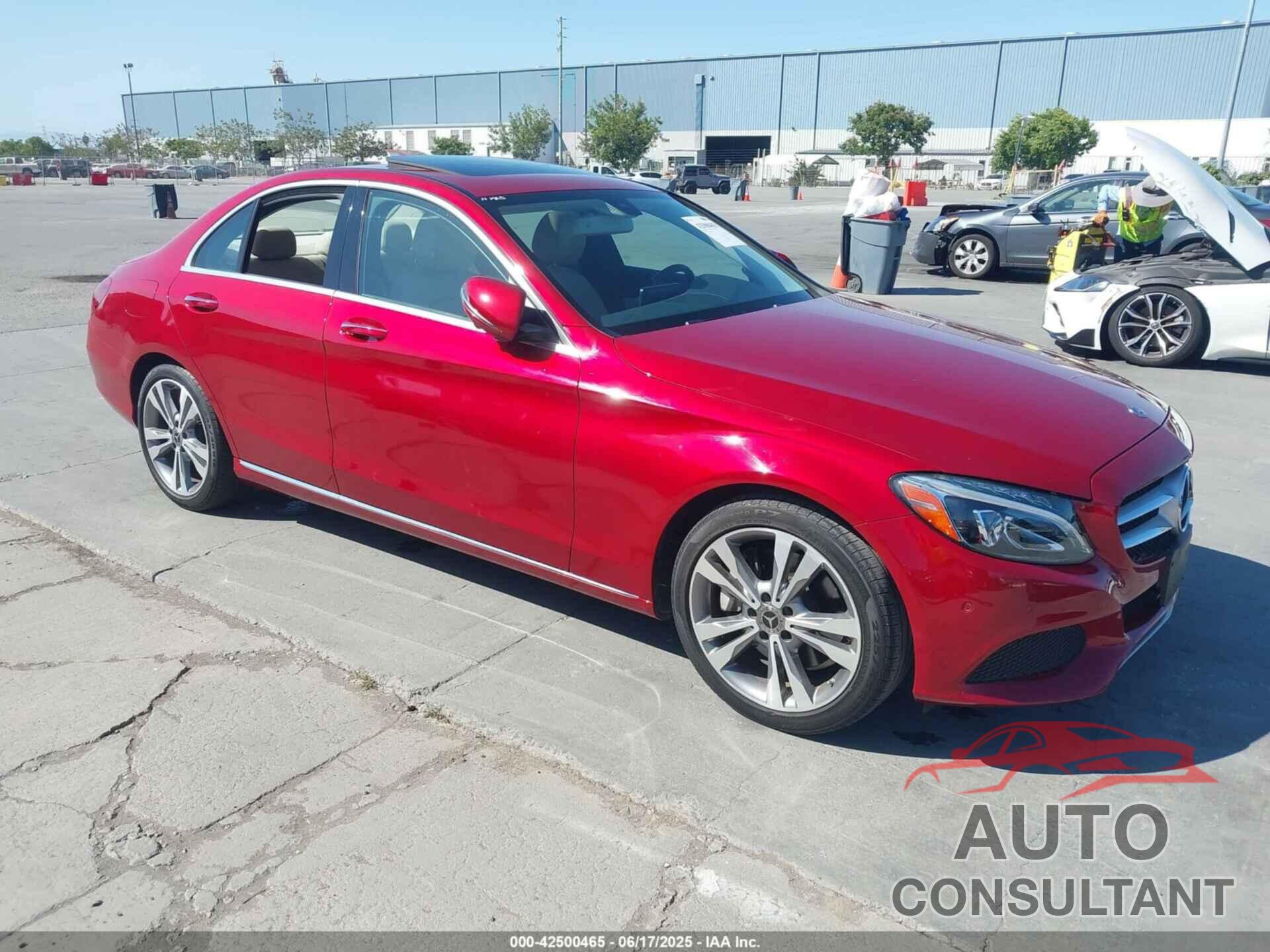 MERCEDES-BENZ C 300 2018 - 55SWF4JB4JU264839