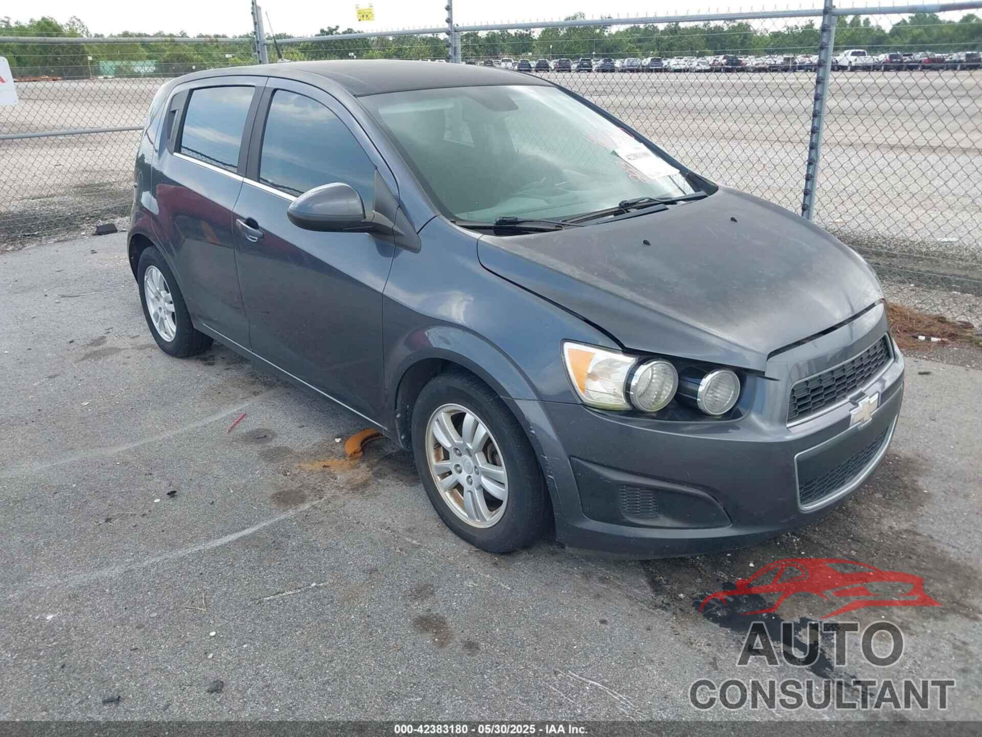 CHEVROLET SONIC 2013 - 1G1JC6SH3D4184388