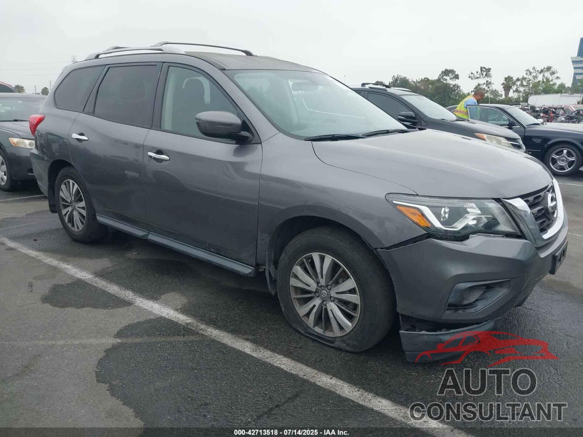 NISSAN PATHFINDER 2019 - 5N1DR2MN4KC624552