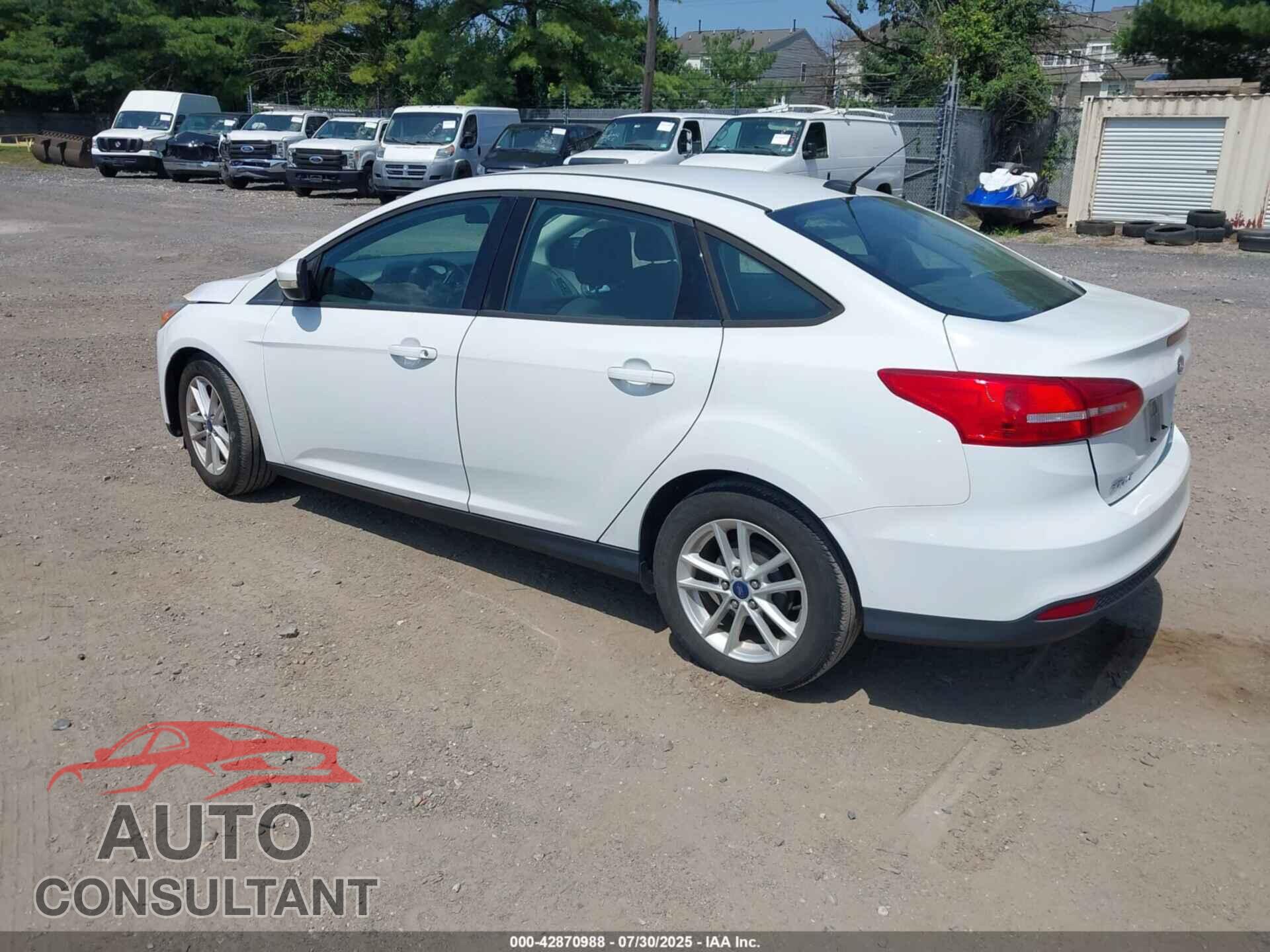 FORD FOCUS 2015 - 1FADP3F2XFL213977