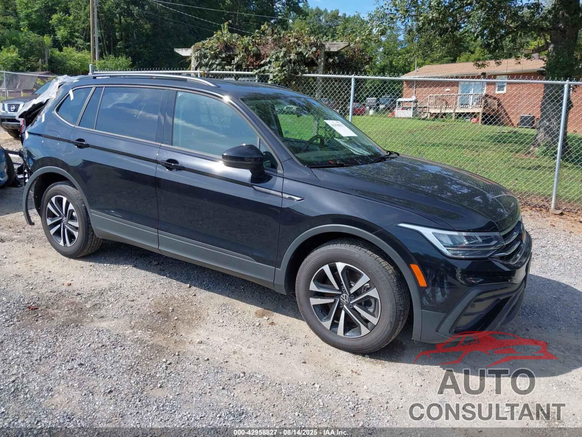 VOLKSWAGEN TIGUAN 2023 - 3VVRB7AX5PM119726