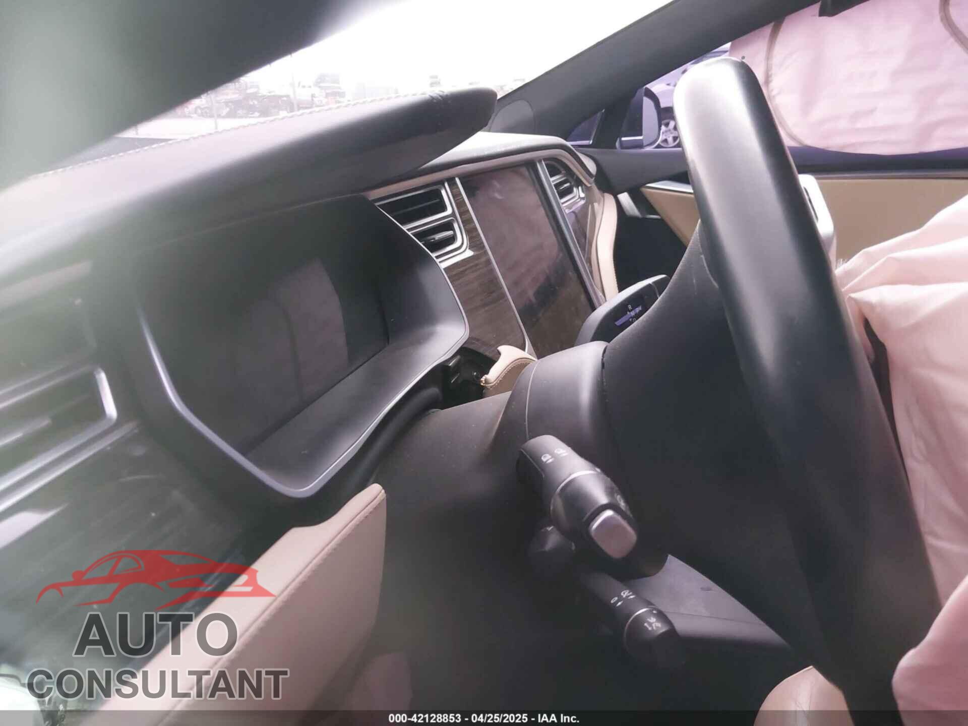 TESLA MODEL S 2016 - 5YJSA1E26GF155606