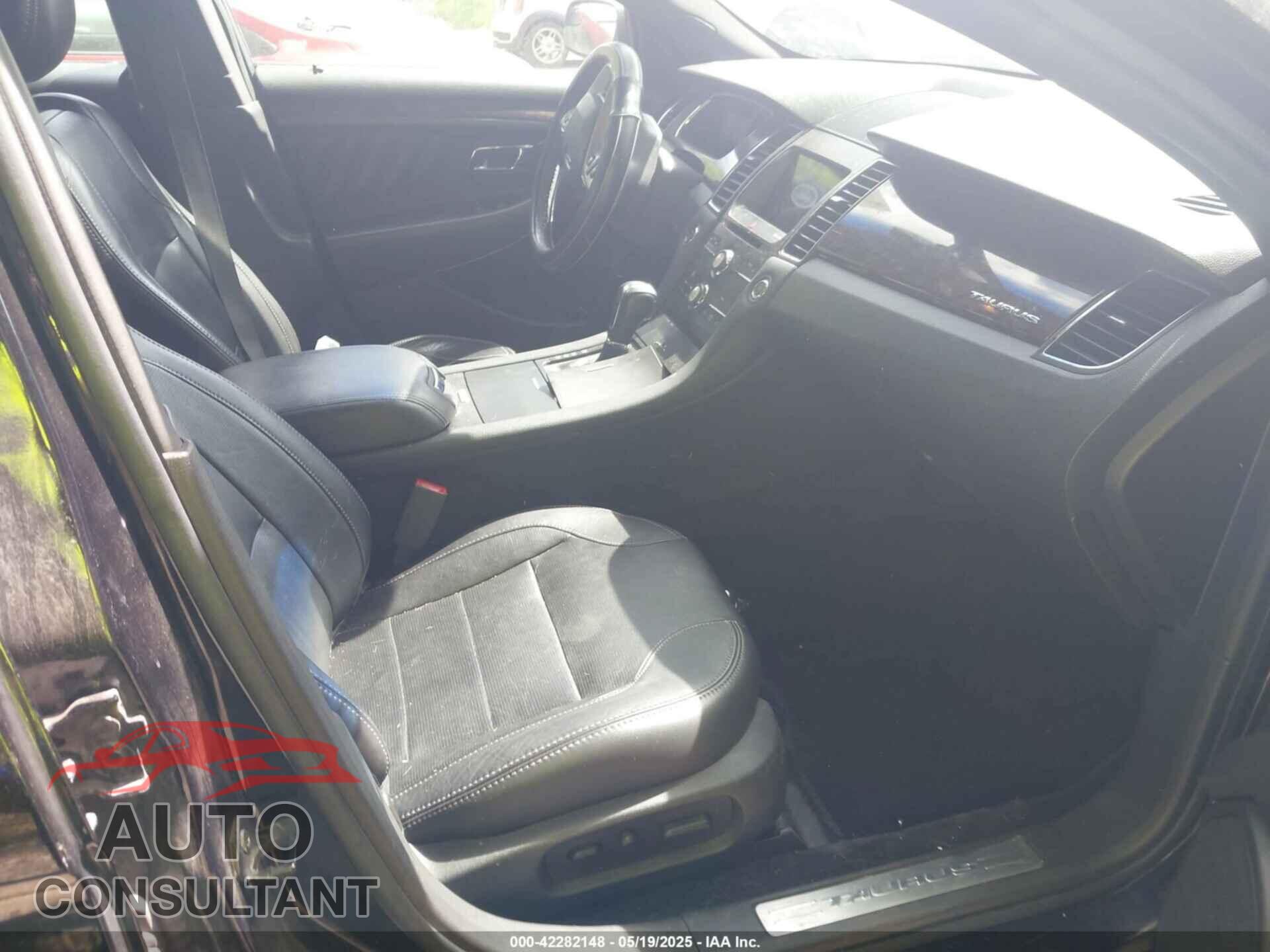 FORD TAURUS 2016 - 1FAHP2F83GG132118