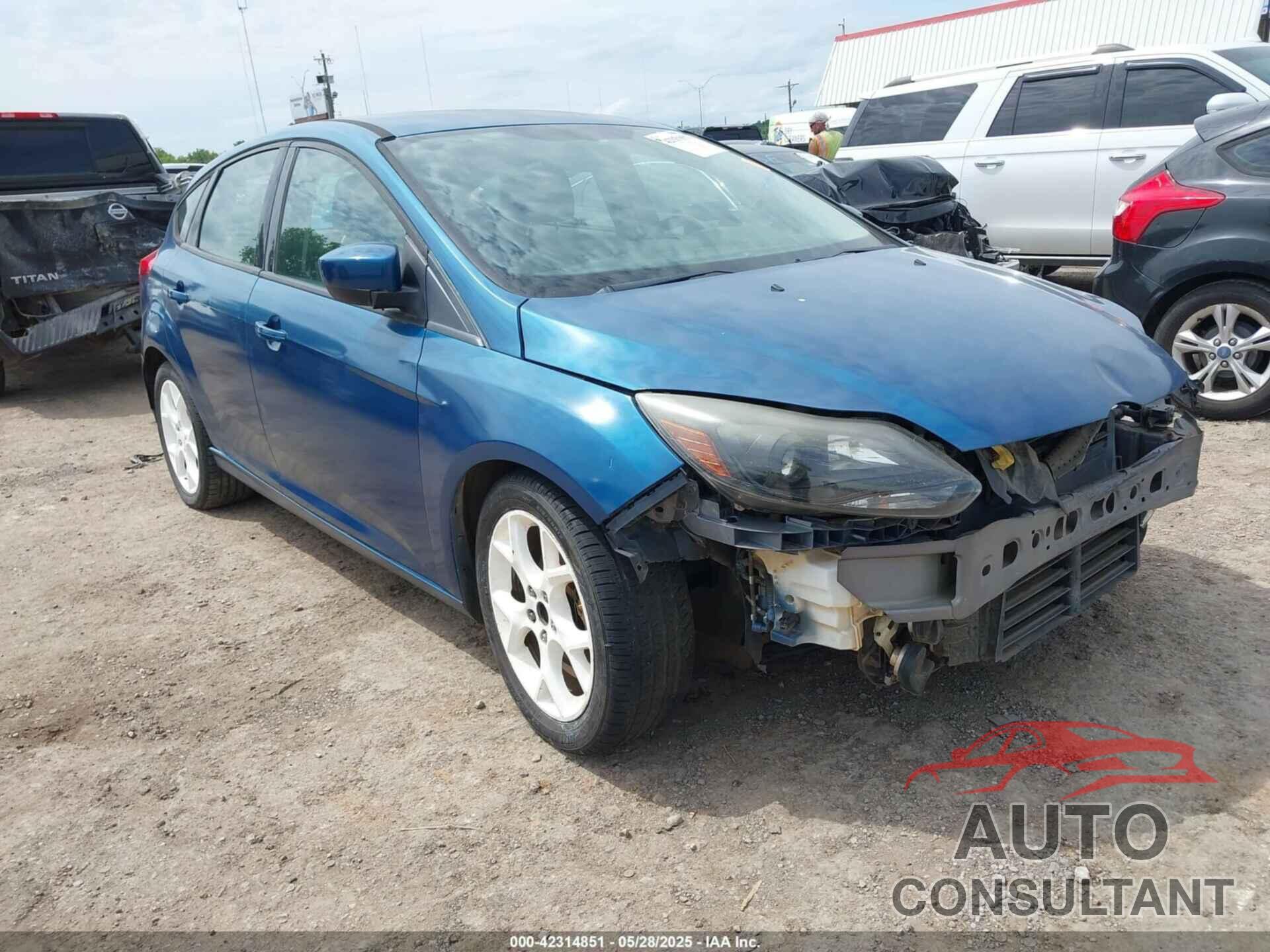 FORD FOCUS 2012 - 1FAHP3K20CL117262
