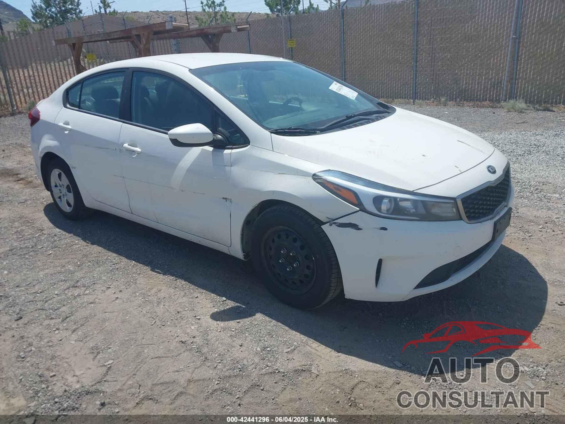 KIA FORTE 2018 - 3KPFK4A74JE184908