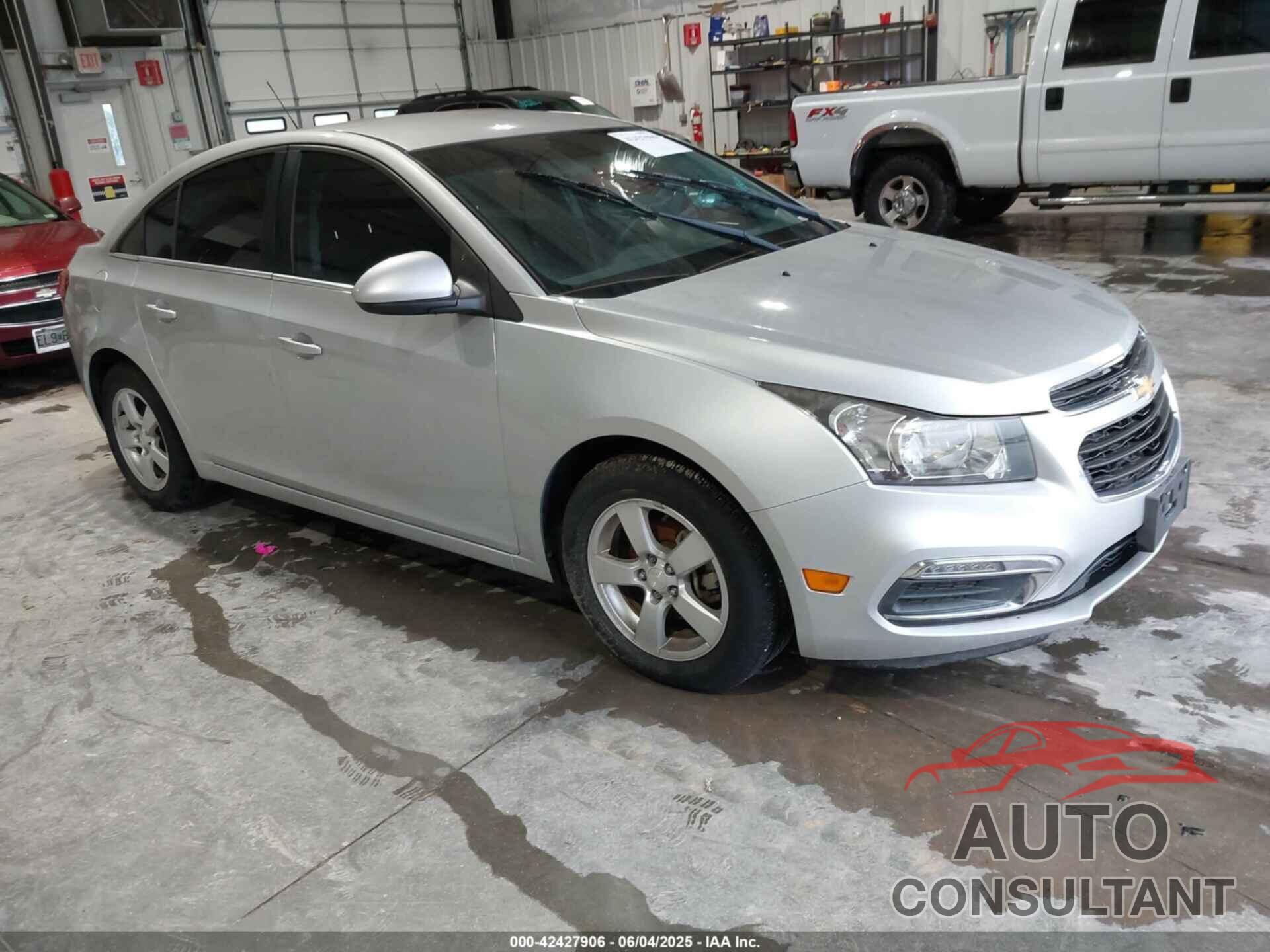 CHEVROLET CRUZE 2015 - 1G1PC5SB7F7131985