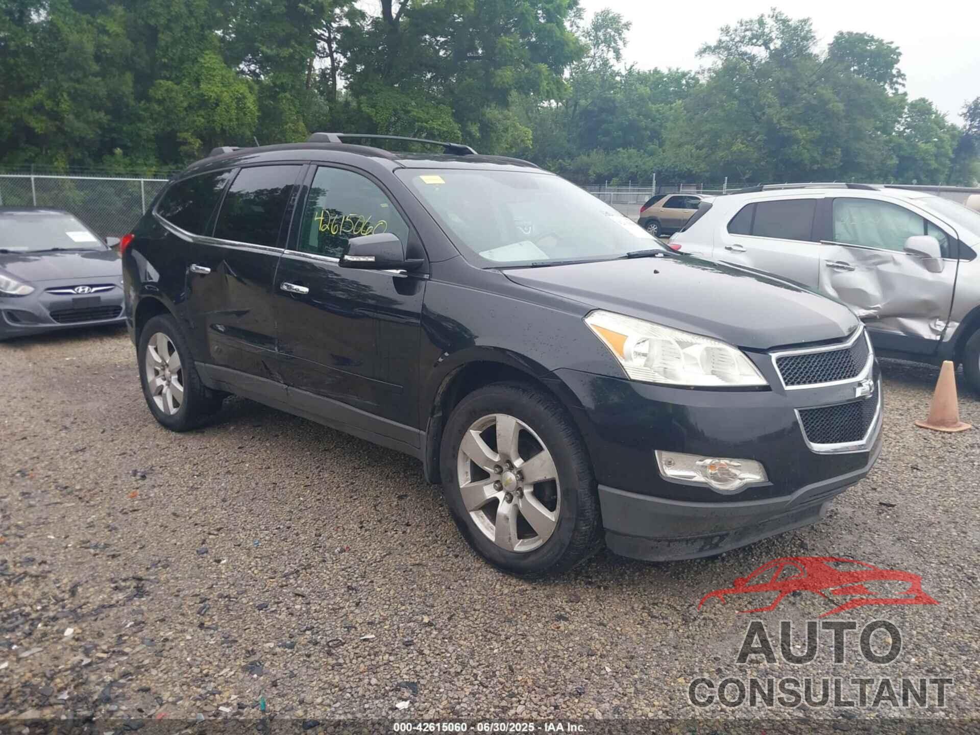 CHEVROLET TRAVERSE 2011 - 1GNKRGED4BJ235752