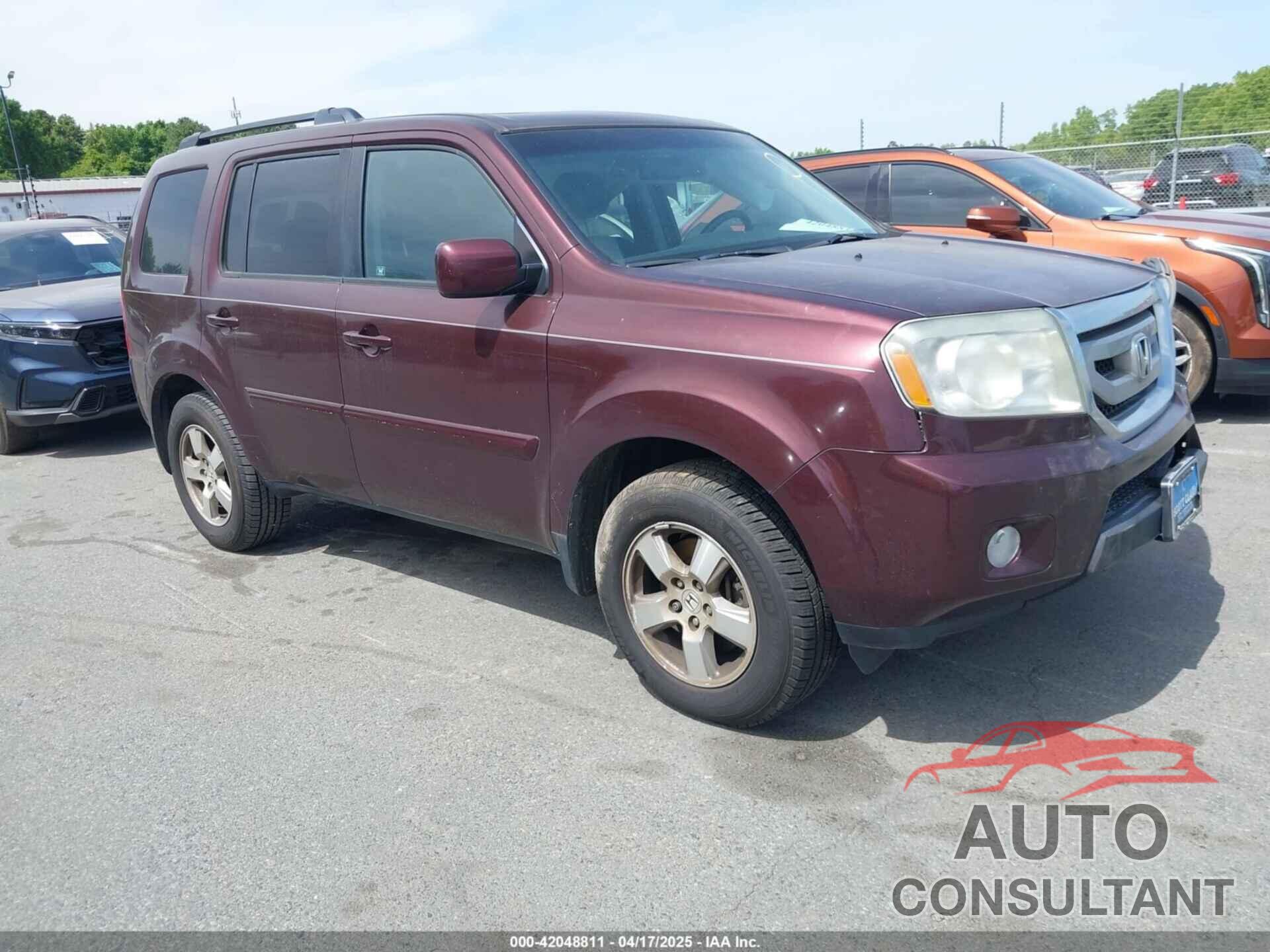 HONDA PILOT 2011 - 5FNYF4H59BB090116