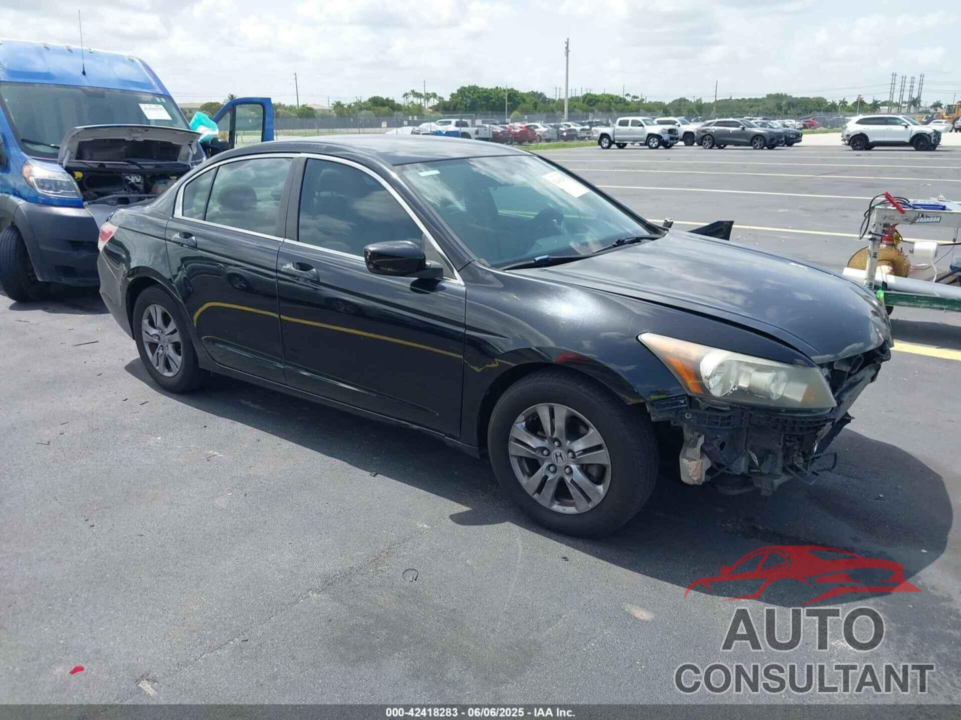 HONDA ACCORD 2011 - 1HGCP2F67BA101924