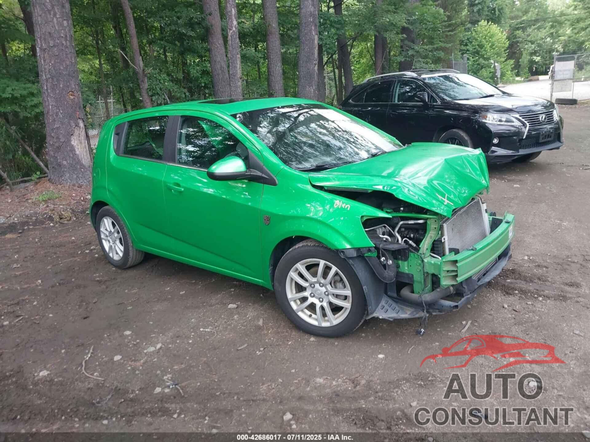 CHEVROLET SONIC 2014 - 1G1JC6SB0E4231292