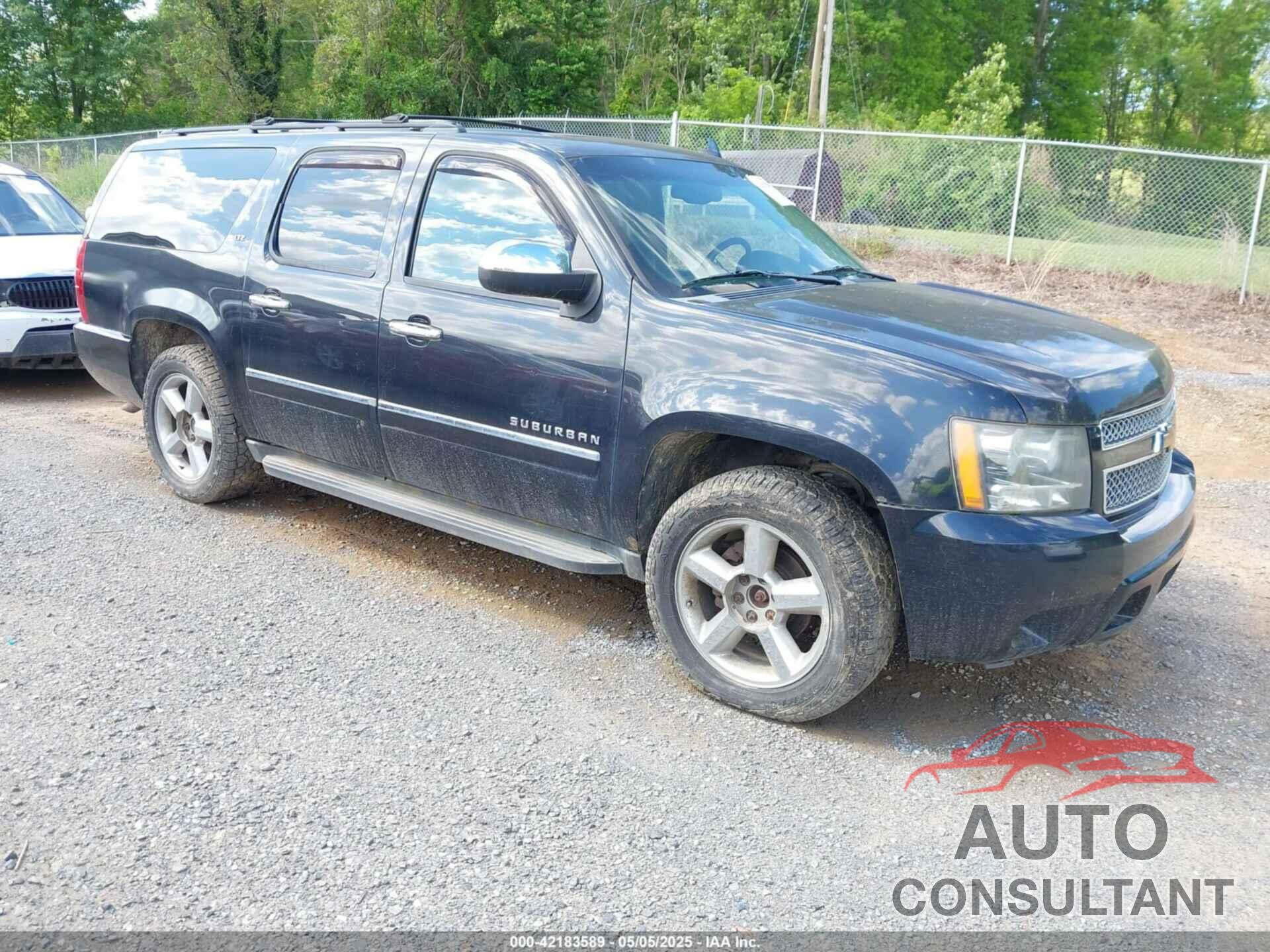 CHEVROLET SUBURBAN 1500 2011 - 1GNSKKE38BR359006