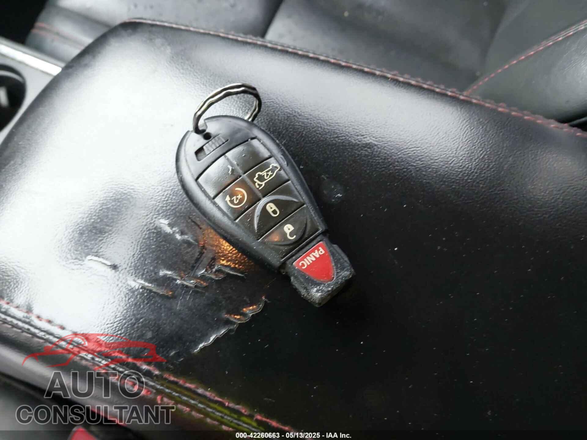 DODGE DURANGO 2013 - 1C4SDJCT8DC638056