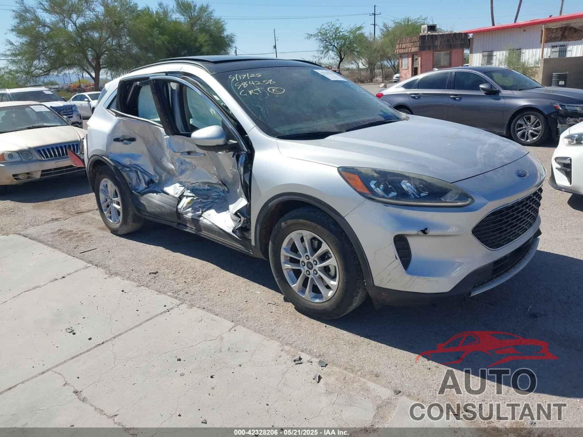 FORD ESCAPE 2020 - 1FMCU0G68LUB06006