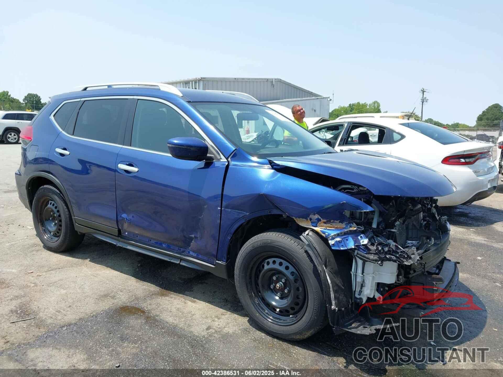 NISSAN ROGUE 2017 - JN8AT2MT3HW147406