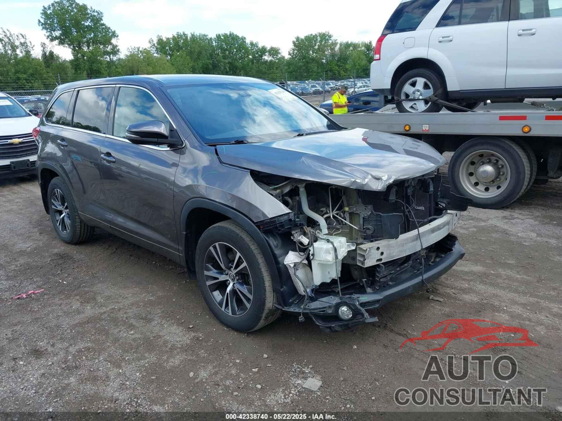 TOYOTA HIGHLANDER 2017 - 5TDBZRFH0HS484454