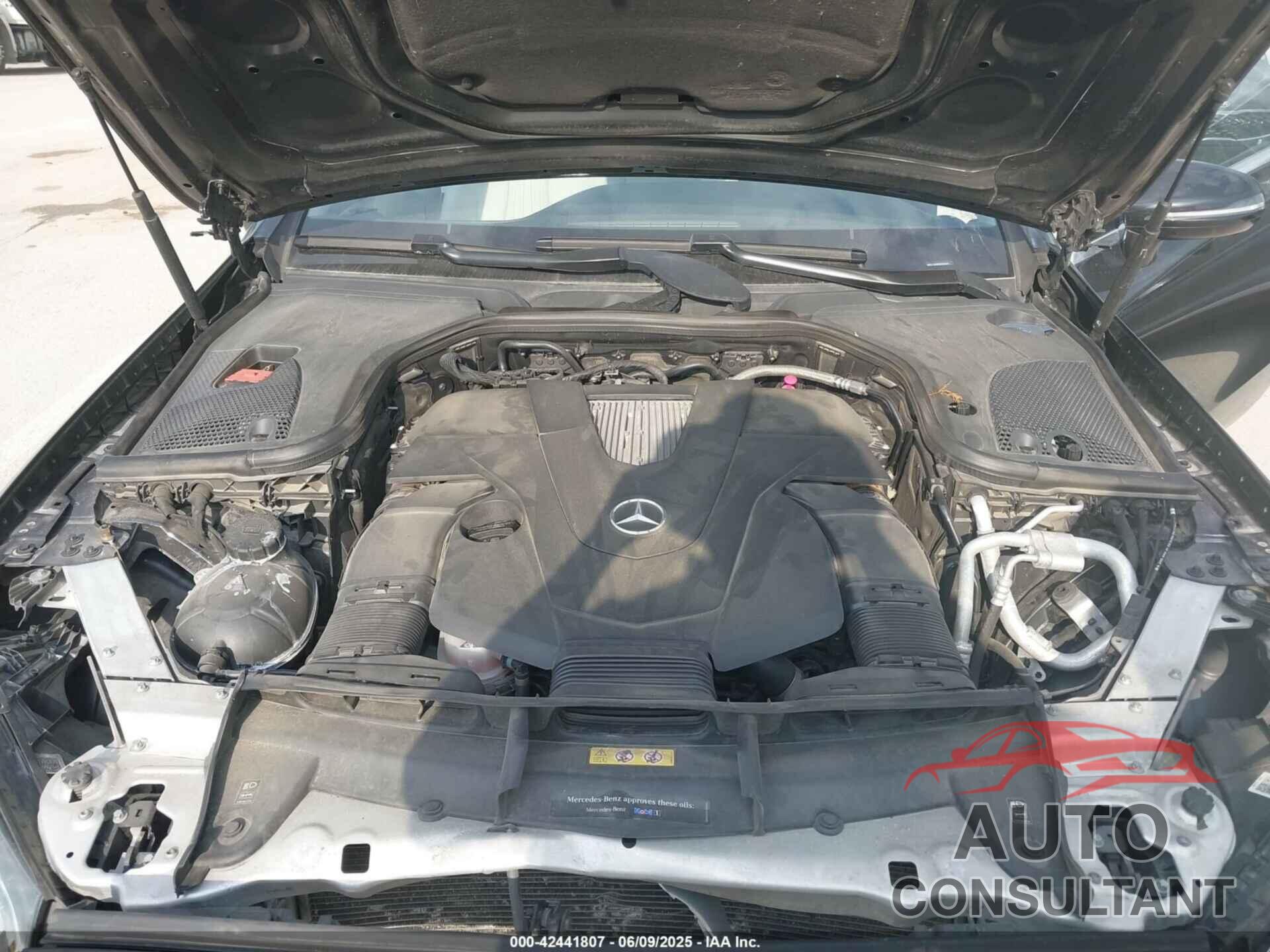 MERCEDES-BENZ E 400 2018 - WDD1J6GB3JF023644