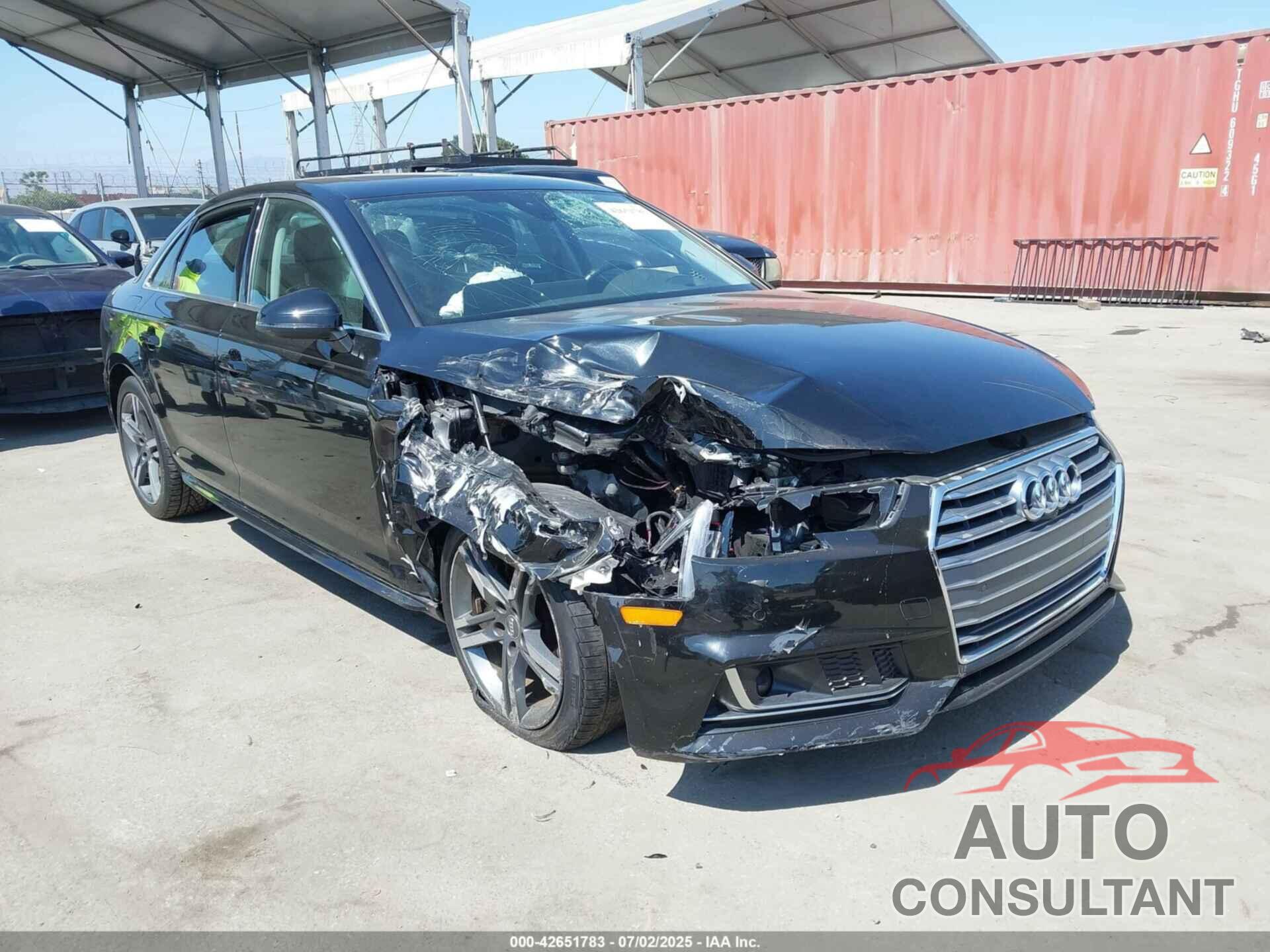 AUDI A4 2018 - WAUMMAF40JA138779