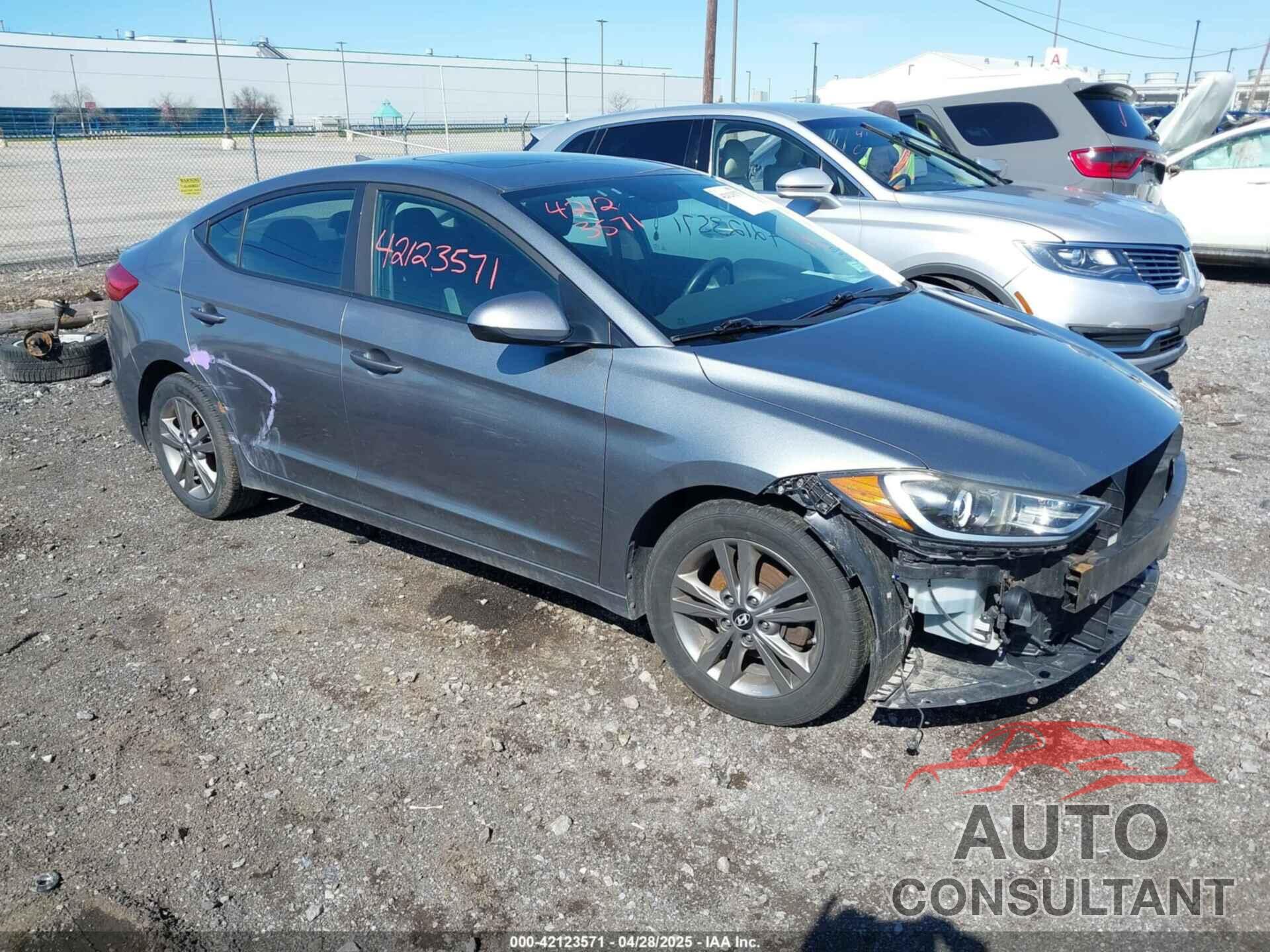 HYUNDAI ELANTRA 2018 - KMHD84LF6JU512076