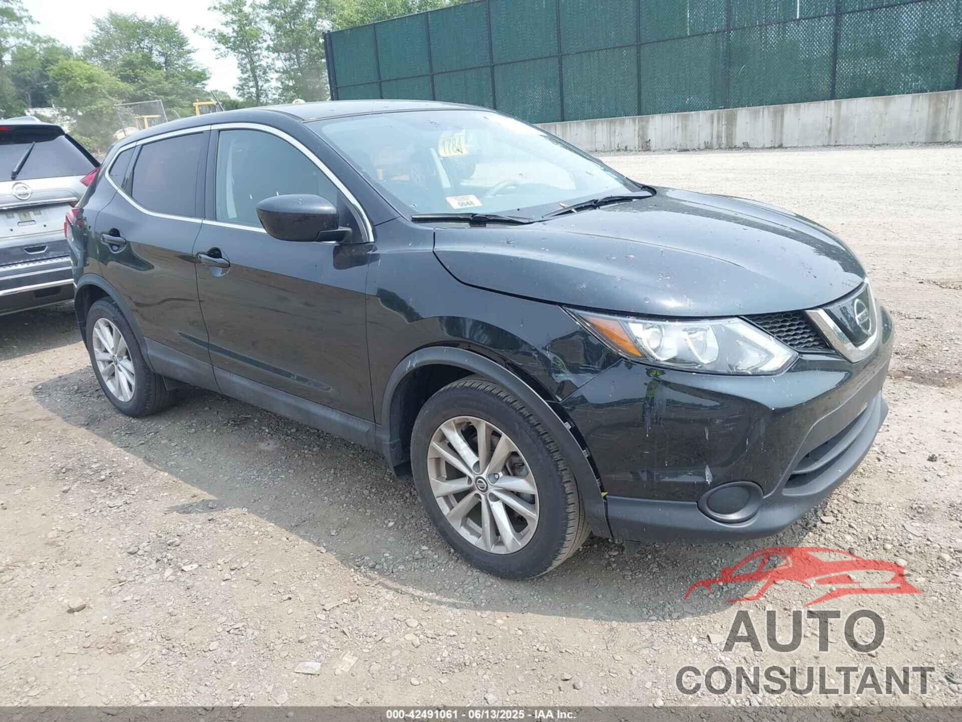 NISSAN ROGUE SPORT 2019 - JN1BJ1CR8KW337508