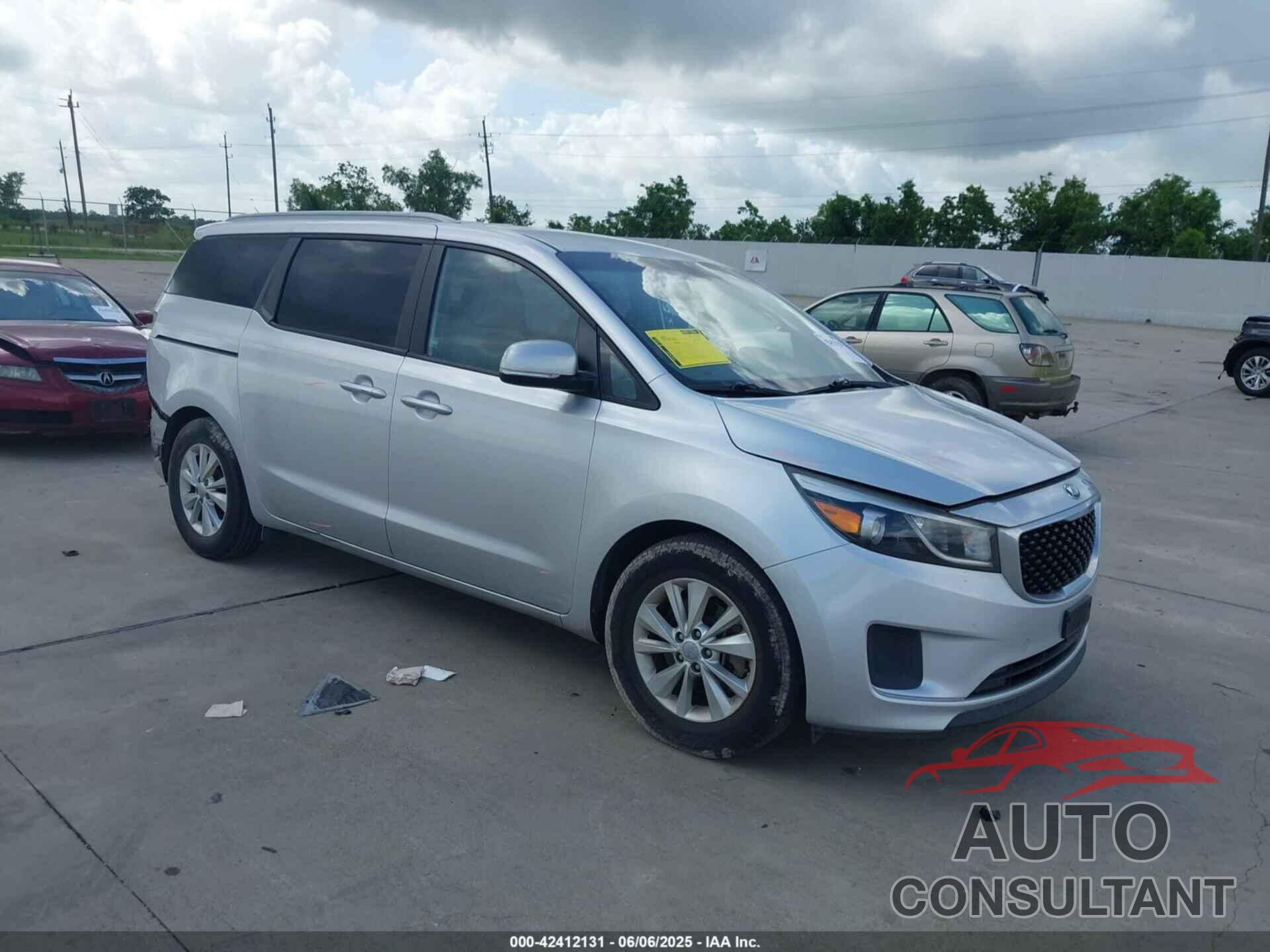 KIA SEDONA 2015 - KNDMB5C13F6062611