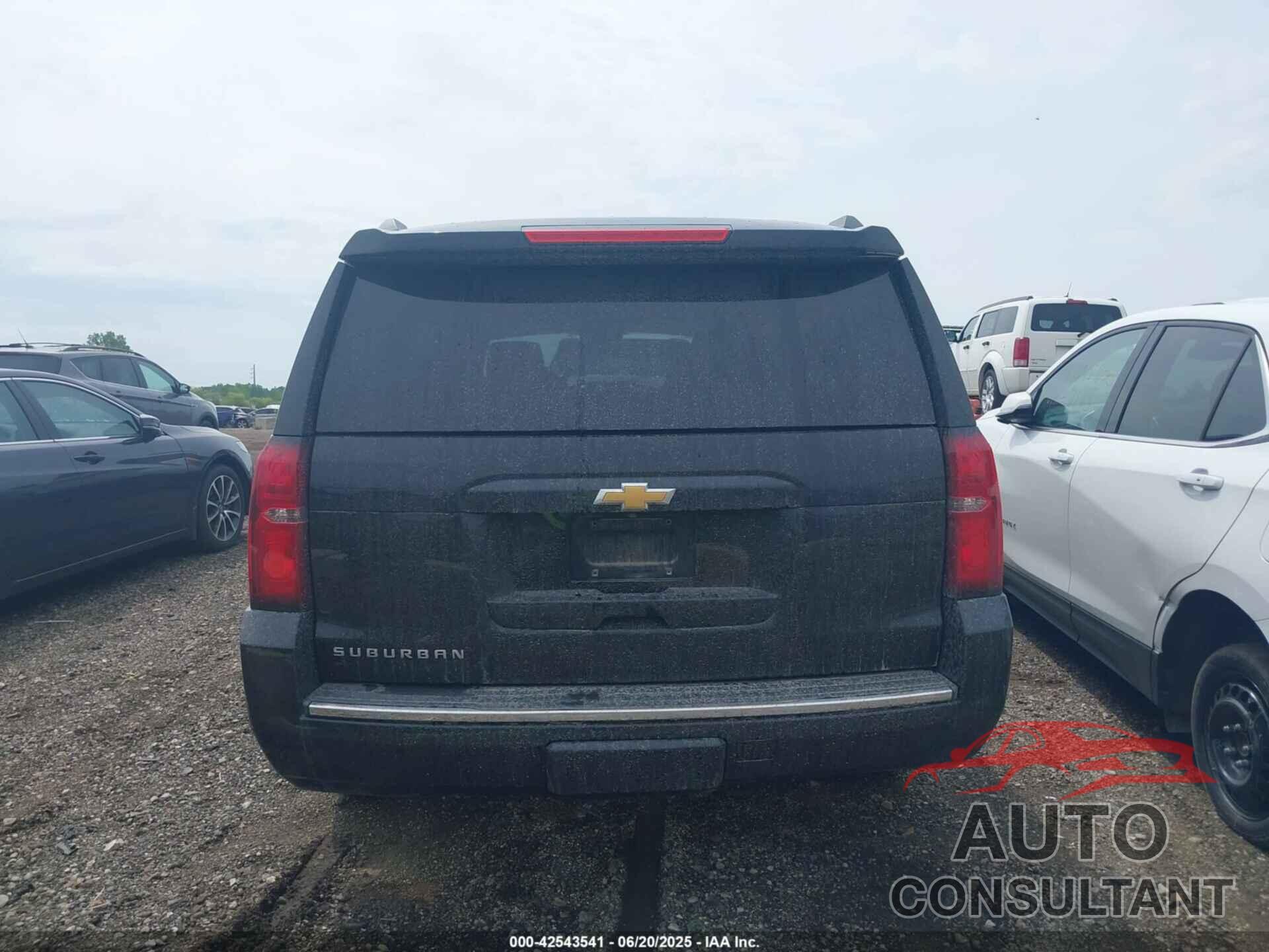 CHEVROLET SUBURBAN 1500 2015 - 1GNSKKKC8FR698374