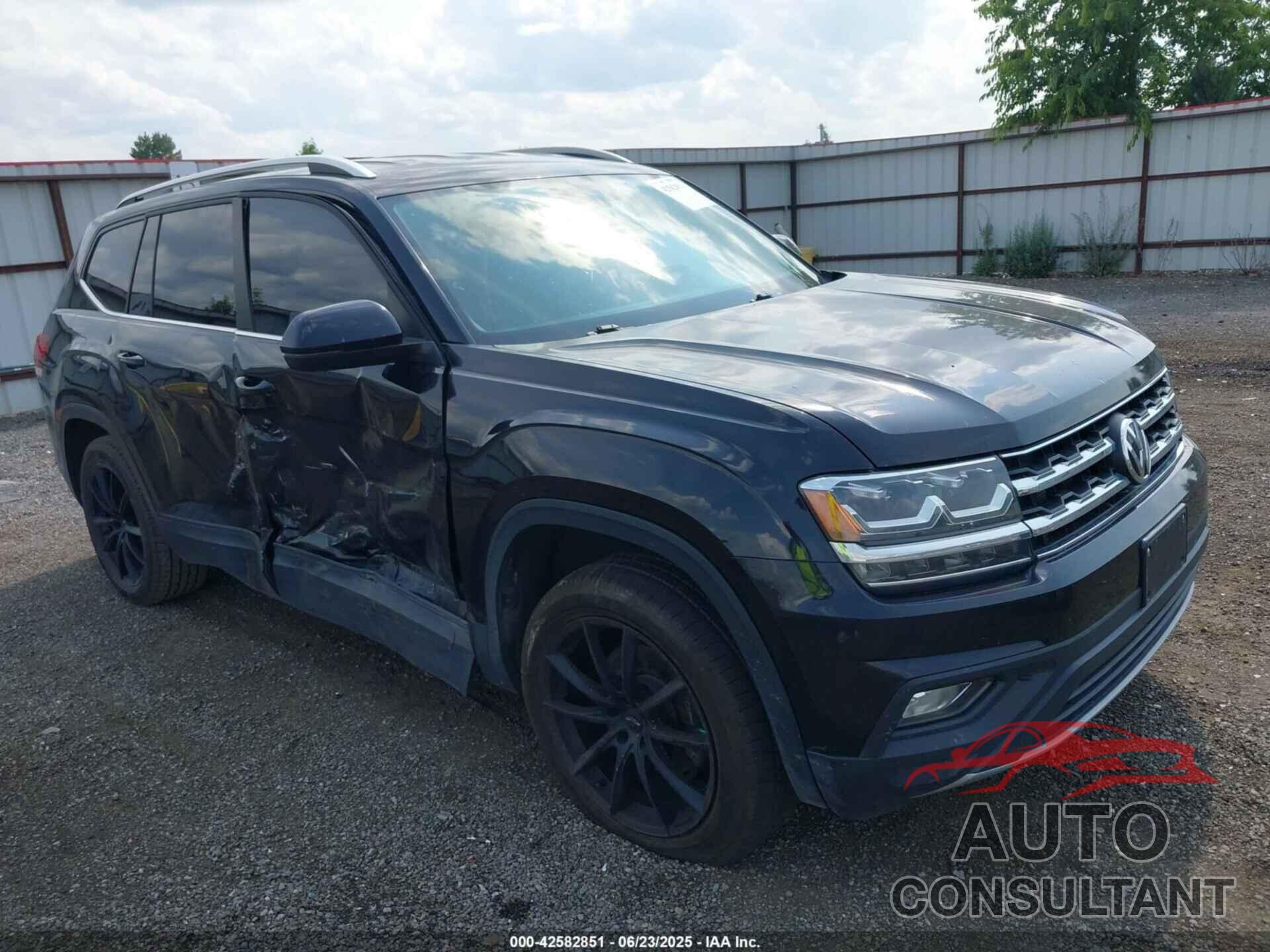 VOLKSWAGEN ATLAS 2018 - 1V2CR2CAXJC564899