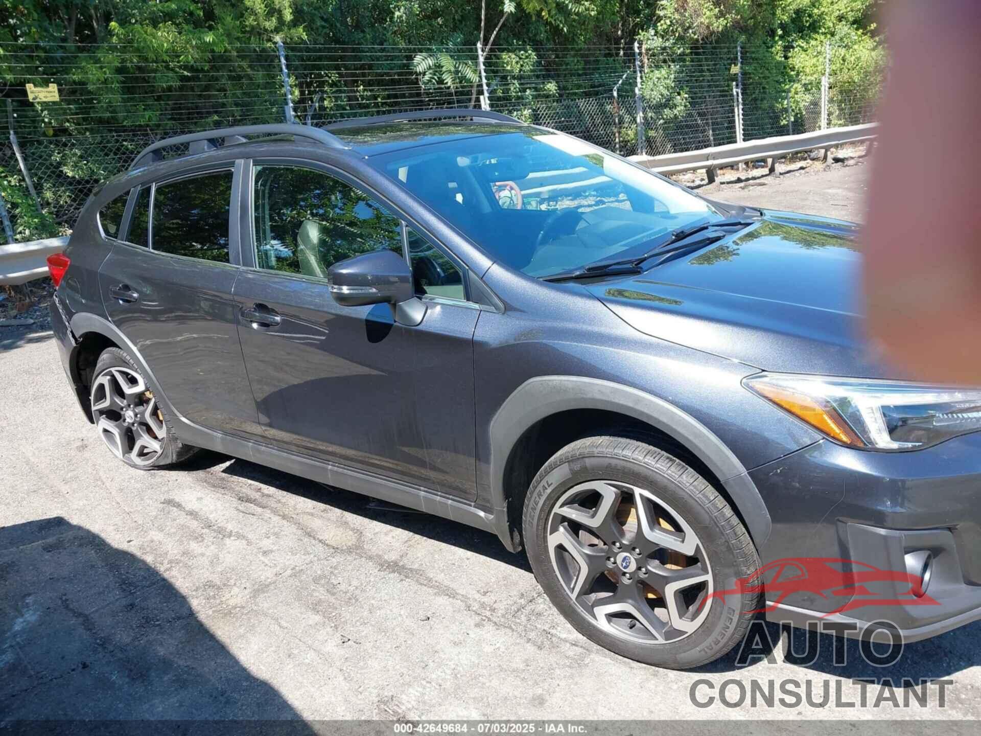 SUBARU CROSSTREK 2018 - JF2GTAMC5JH227365