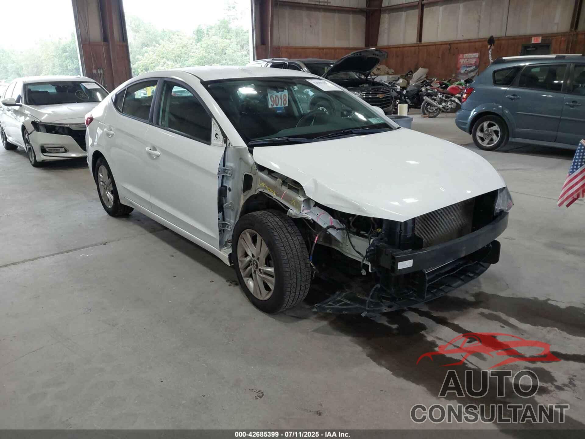 HYUNDAI ELANTRA 2019 - 5NPD84LF9KH463794