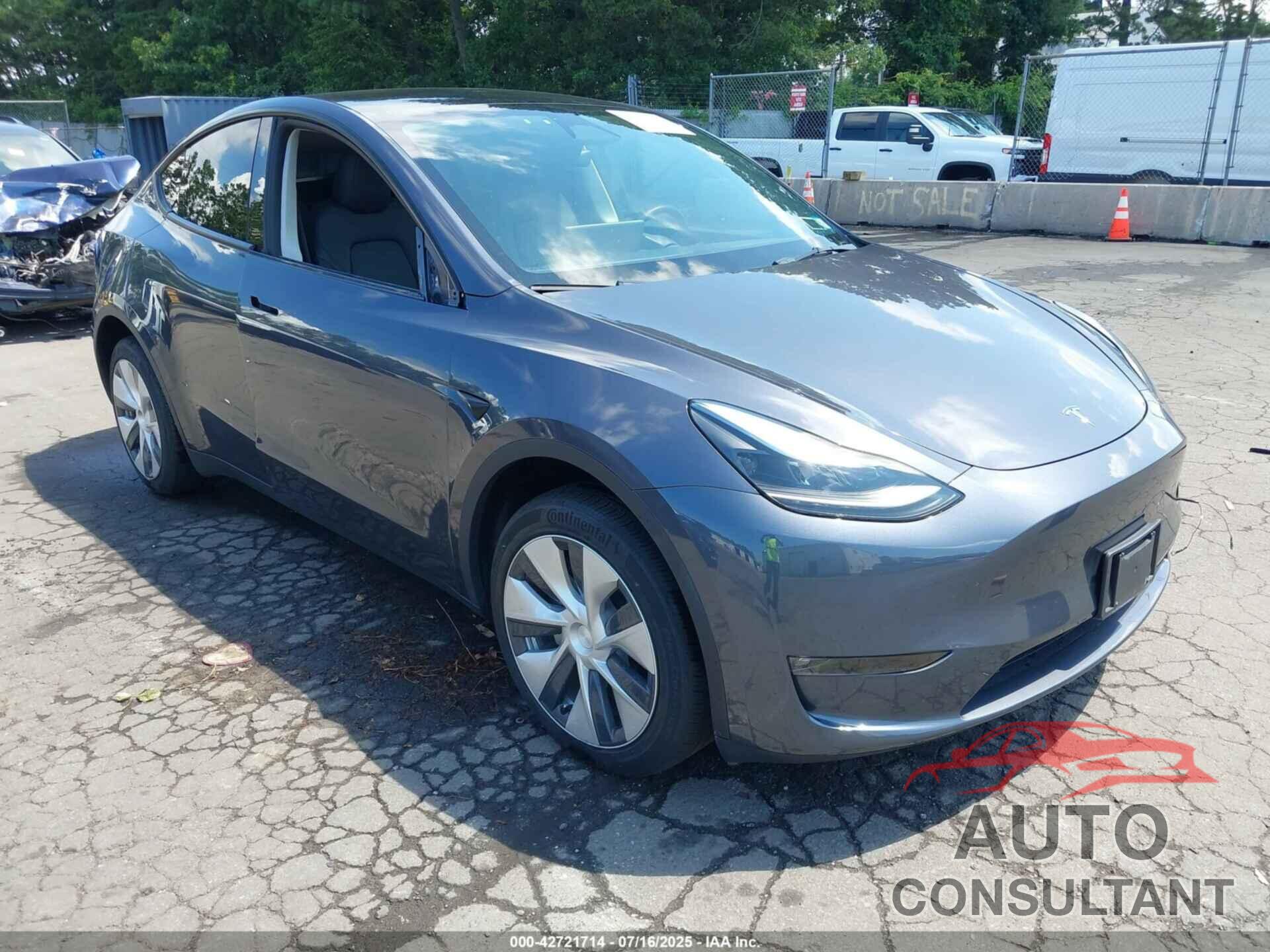 TESLA MODEL Y 2023 - 7SAYGDEEXPF869763