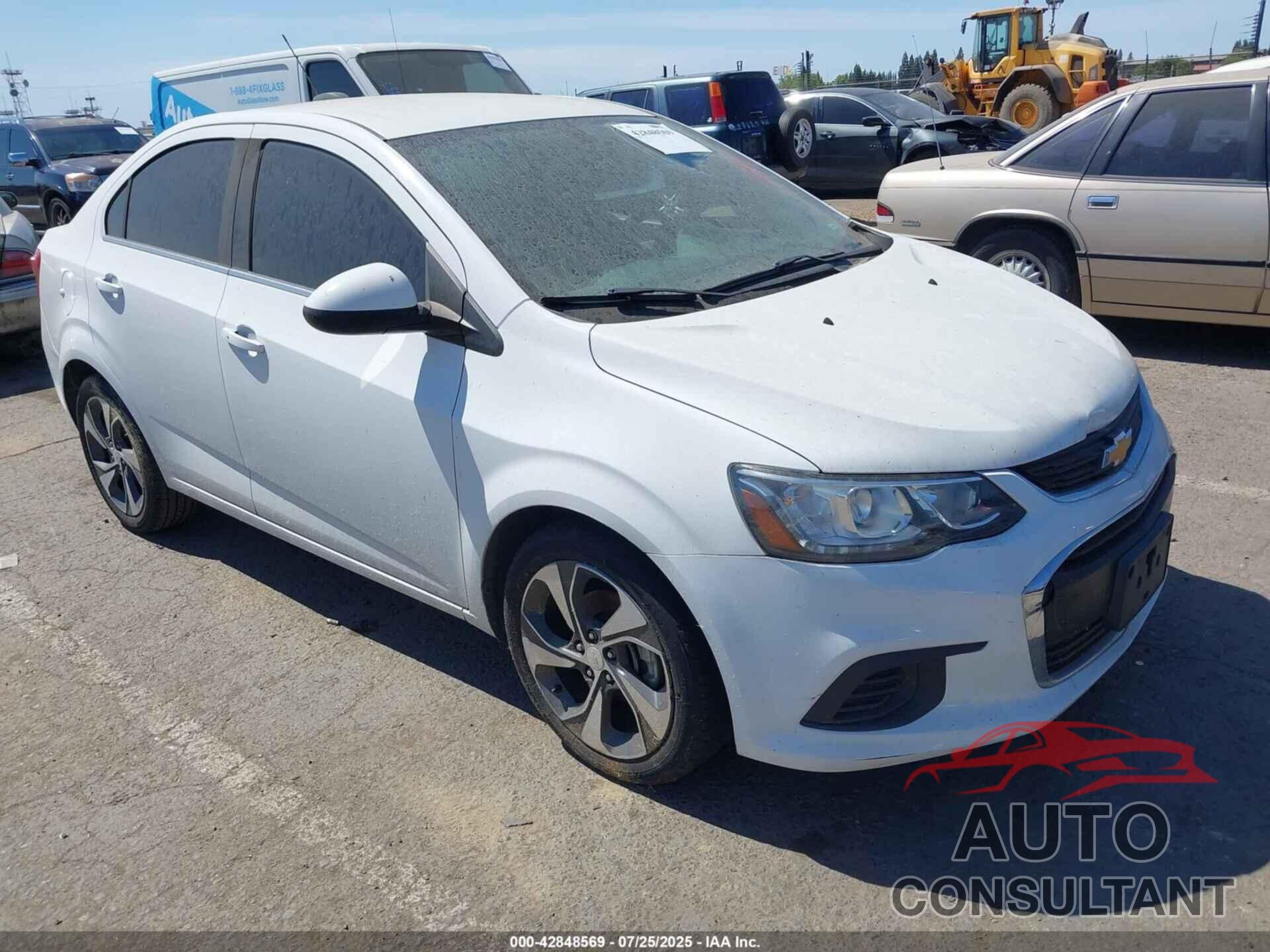 CHEVROLET SONIC 2017 - 1G1JF5SB1H4112558