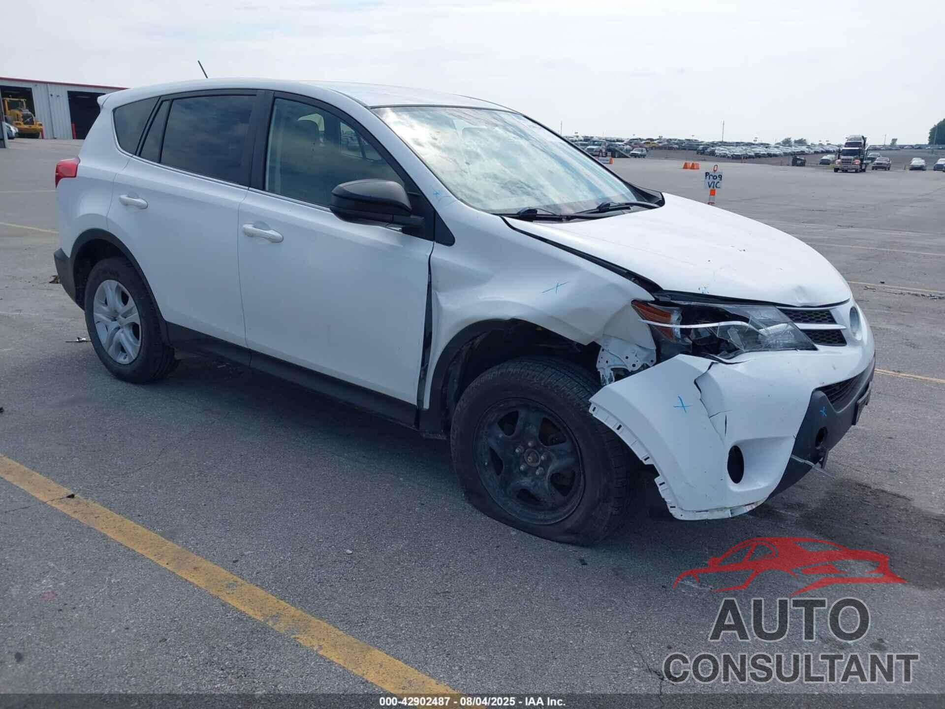 TOYOTA RAV4 2015 - JTMZFREV9FD060780