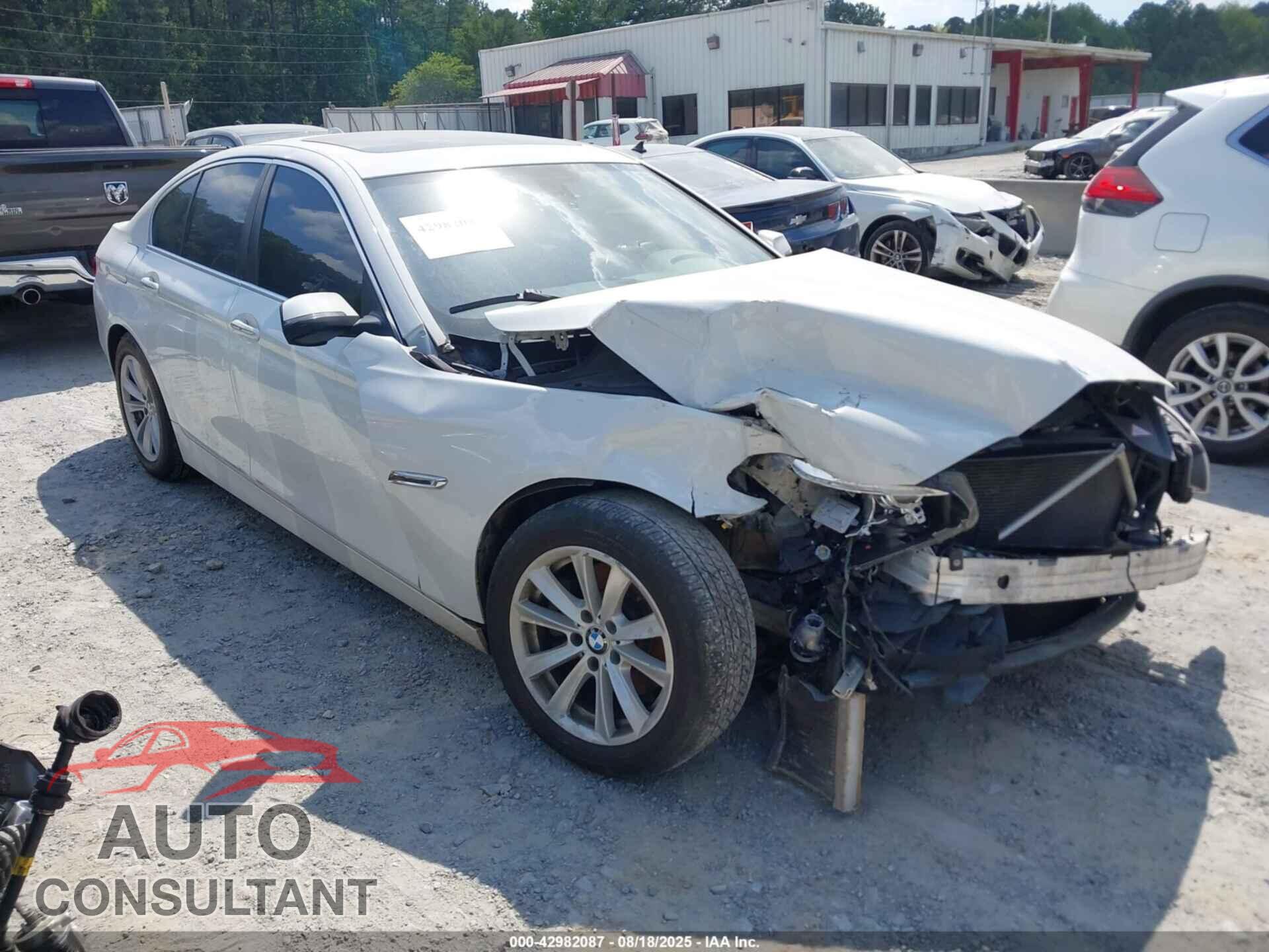 BMW 528I 2014 - WBA5A7C57ED616892