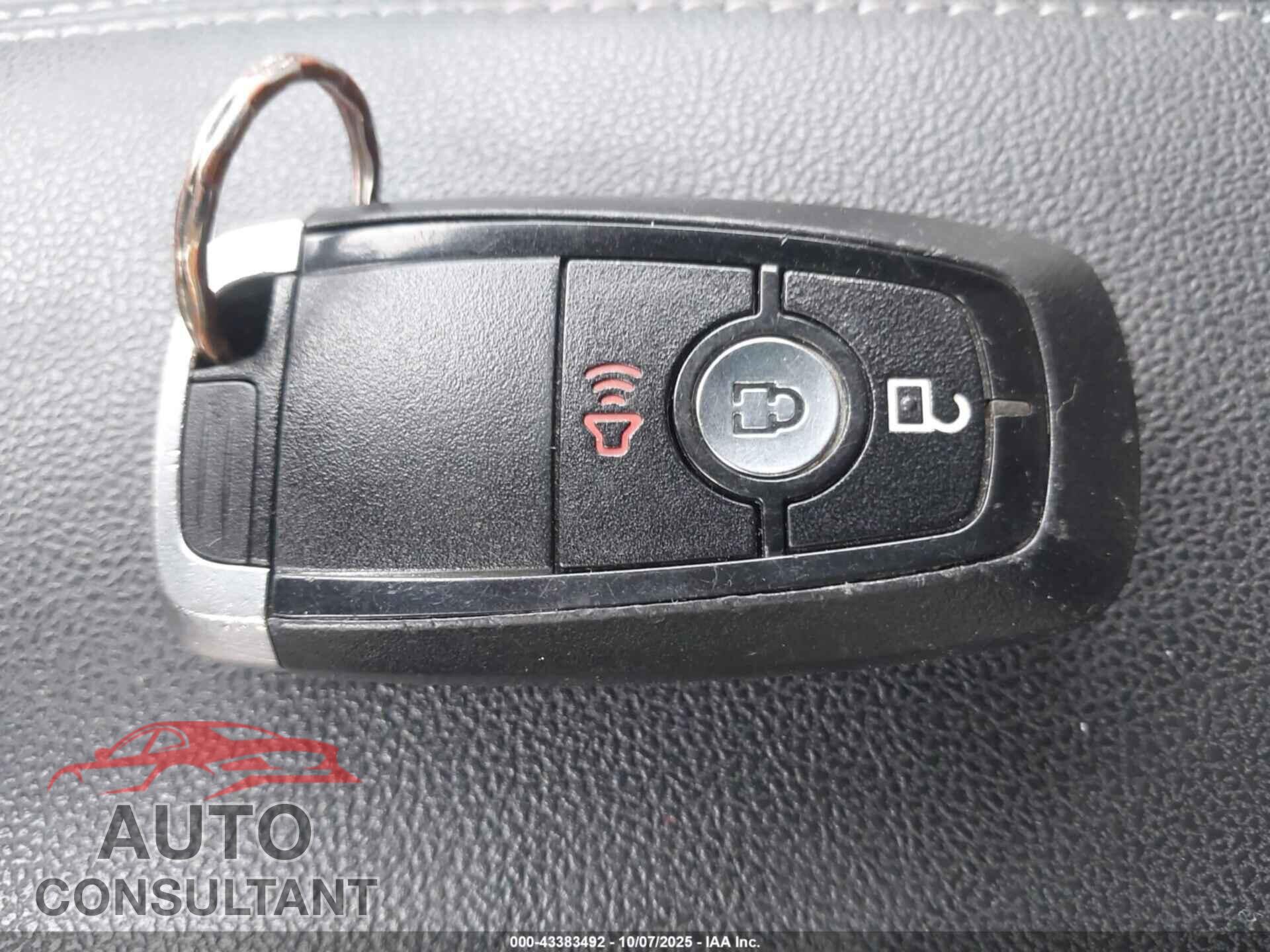FORD ESCAPE 2020 - 1FMCU0G62LUA73892